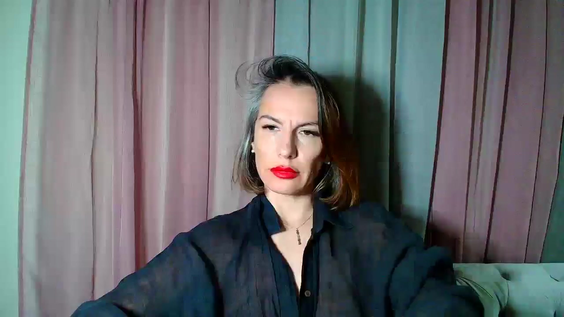 Gallery image thumbnail from Aarte_miss's myfreecams stream on, 11/29/2024, 02:05 image 6 of 20