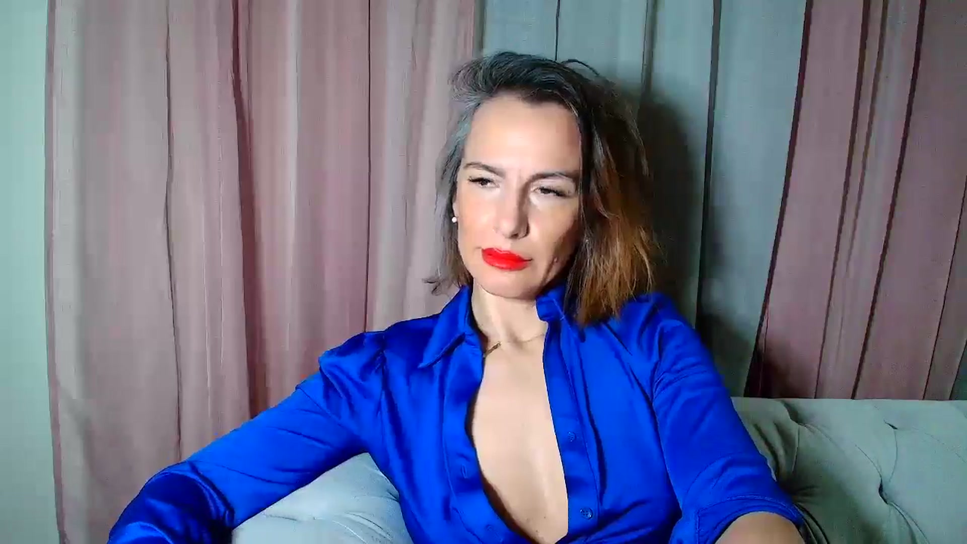 Gallery image thumbnail from Aarte_miss's myfreecams stream on, 12/01/2024, 24:20 image 7 of 20
