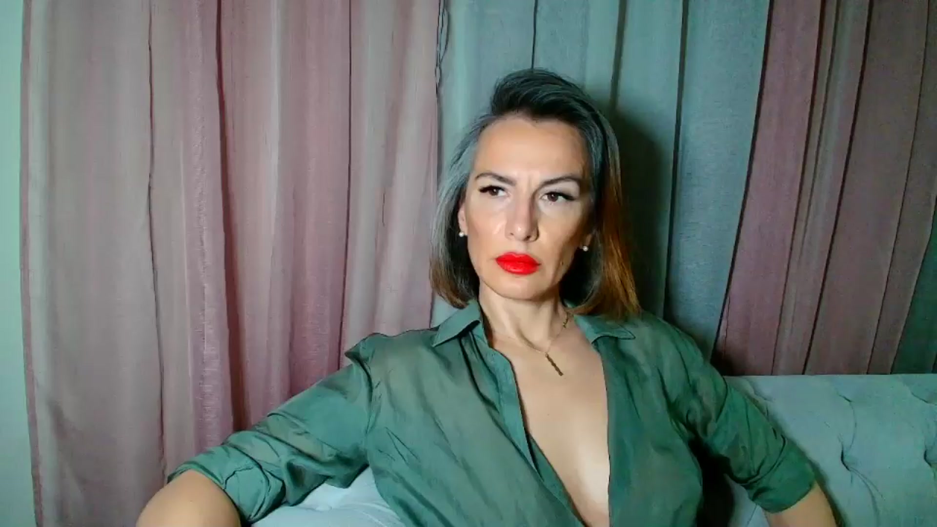 Gallery image thumbnail from Aarte_miss's myfreecams stream on, 12/07/2024, 24:37 image 4 of 20