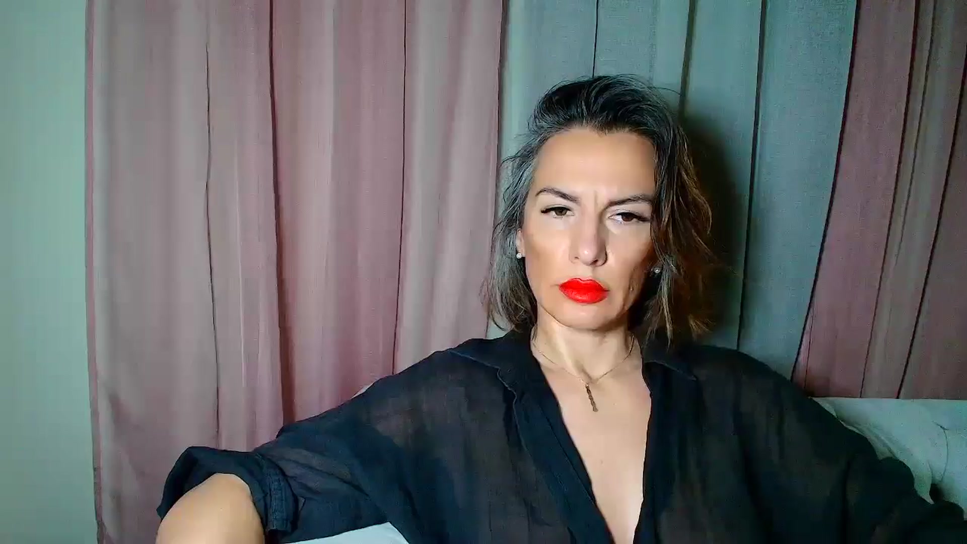 Gallery image thumbnail from Aarte_miss's myfreecams stream on, 12/07/2024, 22:50 image 14 of 20