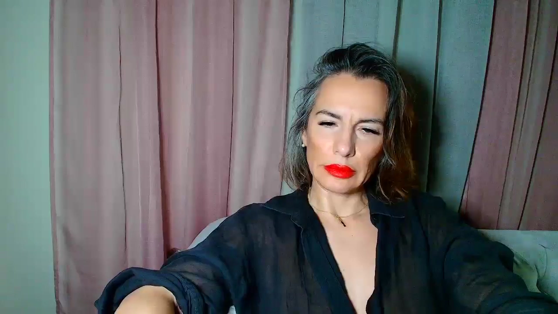 Gallery image thumbnail from Aarte_miss's myfreecams stream on, 12/07/2024, 22:50 image 16 of 20