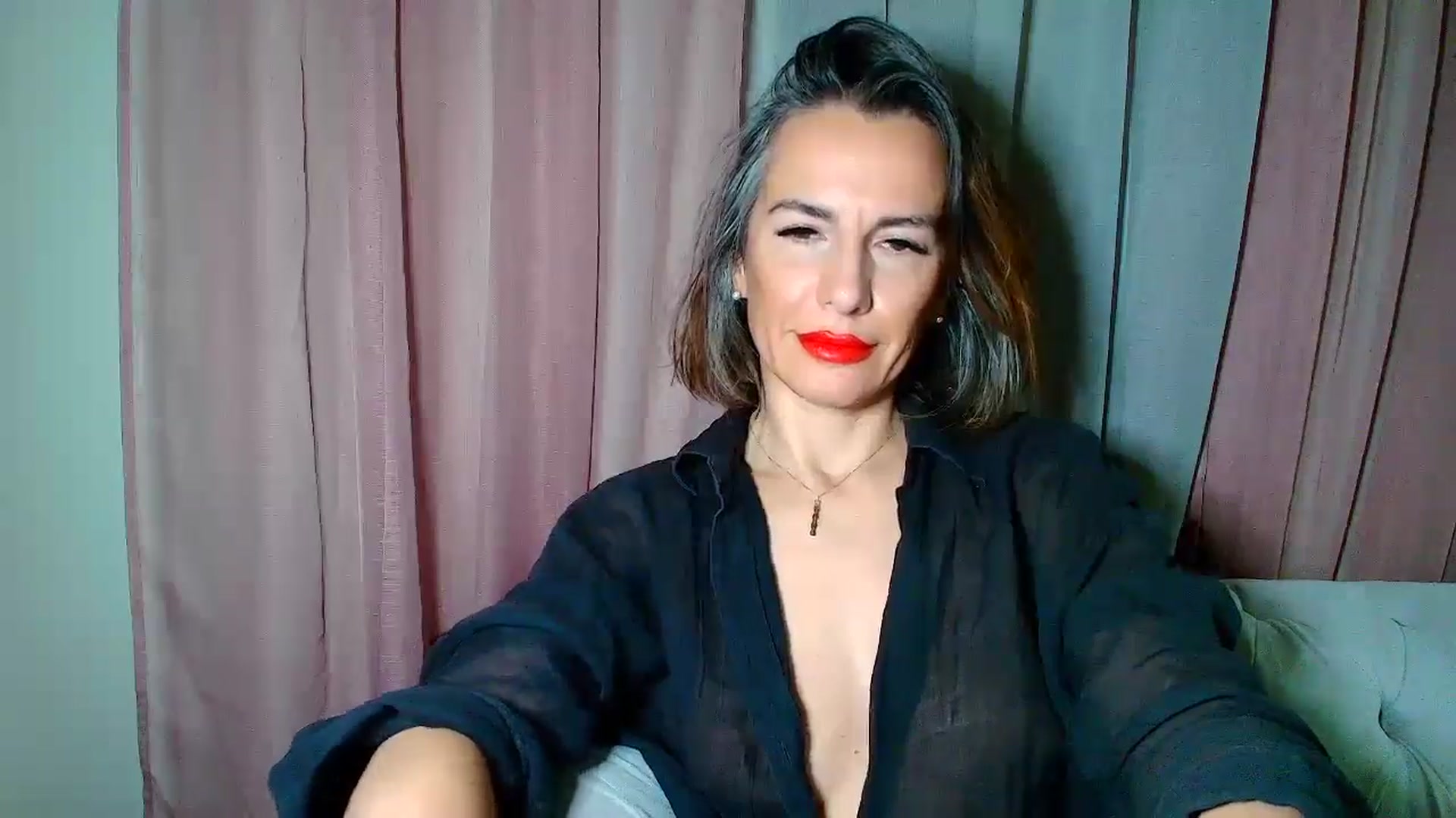 Gallery image thumbnail from Aarte_miss's myfreecams stream on, 12/08/2024, 24:01 image 2 of 20