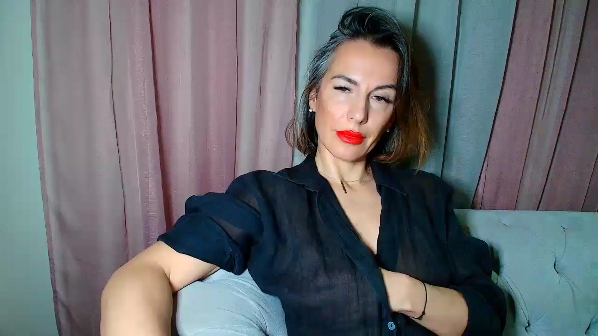 Gallery image thumbnail from Aarte_miss's myfreecams stream on, 12/08/2024, 24:01 image 19 of 20