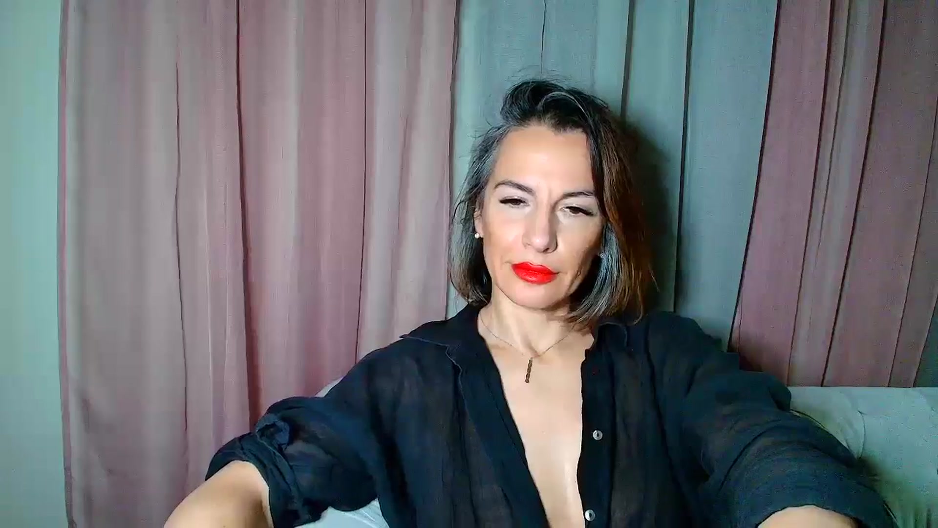 Gallery image thumbnail from Aarte_miss's myfreecams stream on, 12/08/2024, 24:01 image 11 of 20