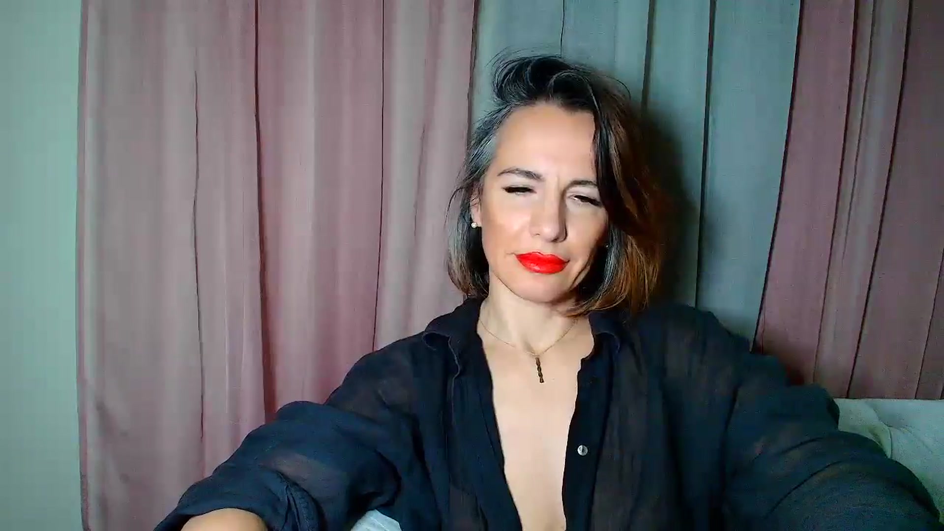 Gallery image thumbnail from Aarte_miss's myfreecams stream on, 12/08/2024, 02:34 image 6 of 20