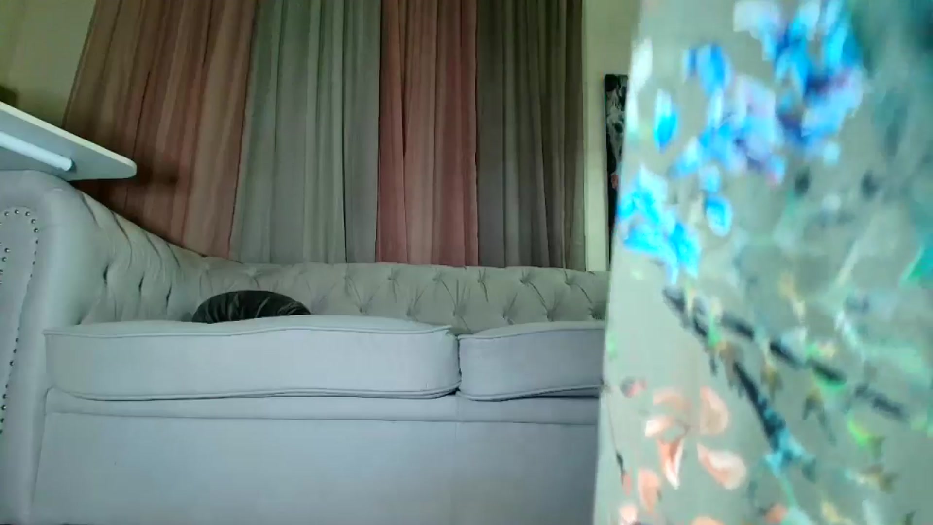 Gallery image thumbnail from Aarte_miss's myfreecams stream on, 12/15/2024, 21:44 image 16 of 20