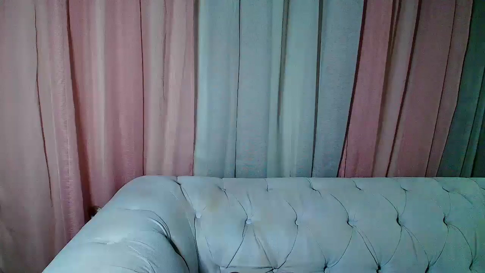 Gallery image thumbnail from Aarte_miss's myfreecams stream on, 12/15/2024, 23:27 image 15 of 20