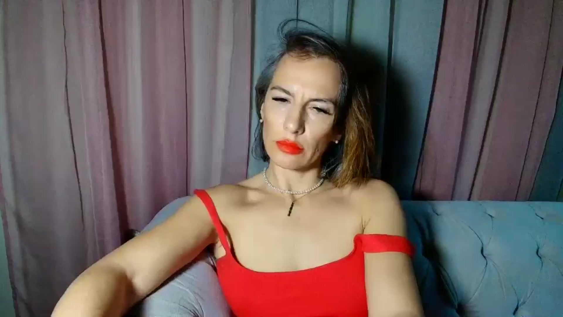 Gallery image thumbnail from Aarte_miss's myfreecams stream on, 12/27/2024, 03:07 image 19 of 20