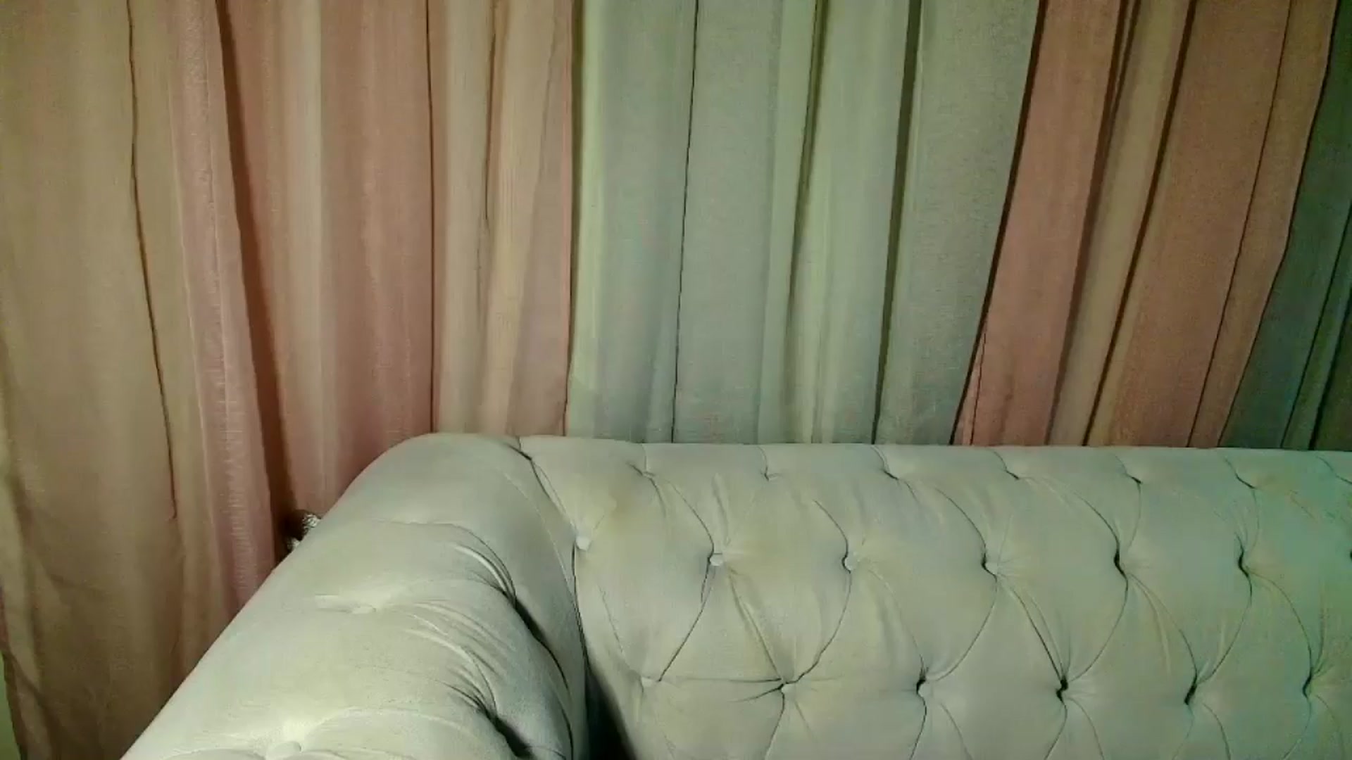 Gallery image thumbnail from Aarte_miss's myfreecams stream on, 01/02/2025, 23:16 image 18 of 20