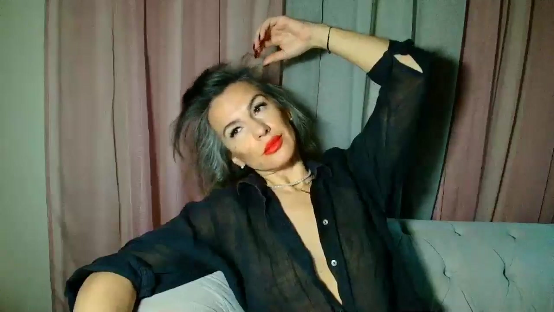 Gallery image thumbnail from Aarte_miss's myfreecams stream on, 01/05/2025, 21:25 image 10 of 20