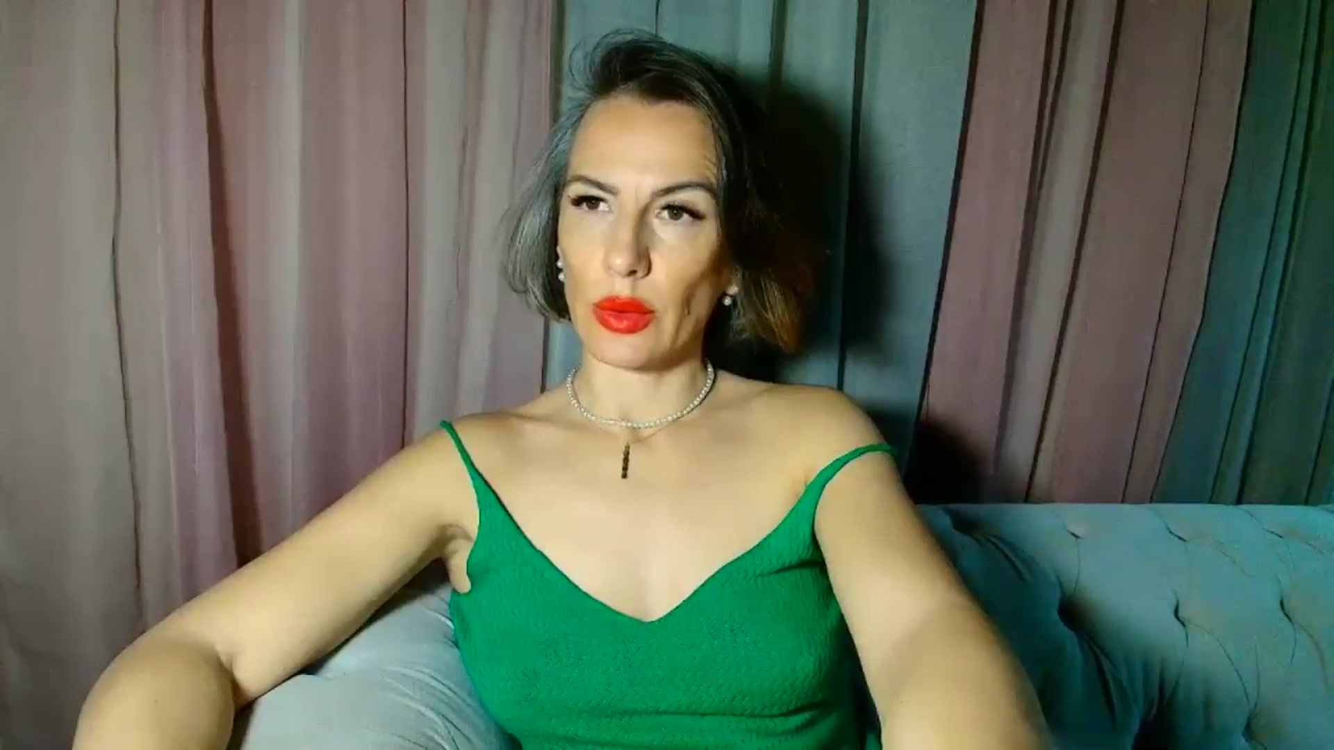 Gallery image thumbnail from Aarte_miss's myfreecams stream on, 01/09/2025, 22:00 image 7 of 20