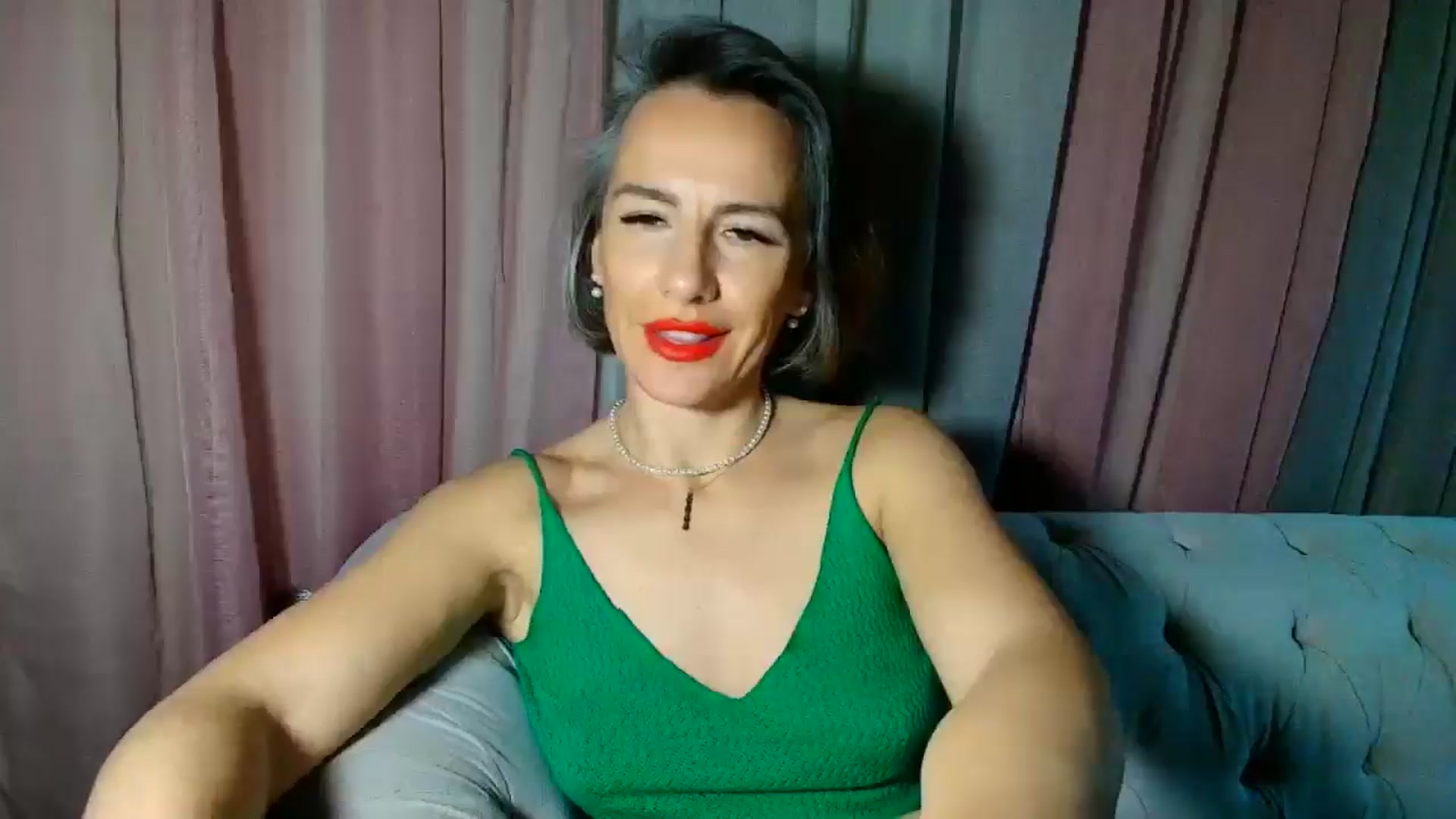 Gallery image thumbnail from Aarte_miss's myfreecams stream on, 01/10/2025, 24:03 image 11 of 20