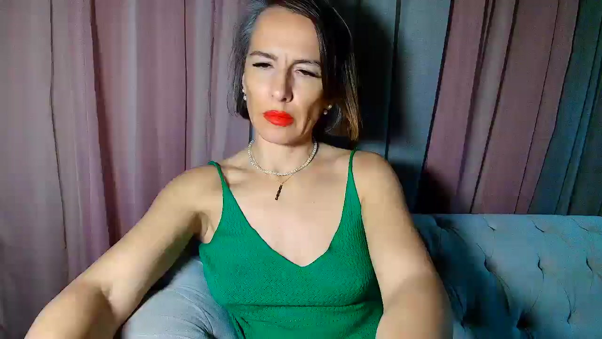 Gallery image thumbnail from Aarte_miss's myfreecams stream on, 01/10/2025, 01:00 image 1 of 20