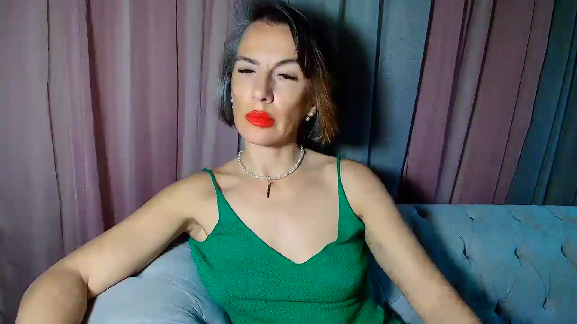 Gallery image thumbnail from Aarte_miss's myfreecams stream on, 01/10/2025, 01:00 image 20 of 20