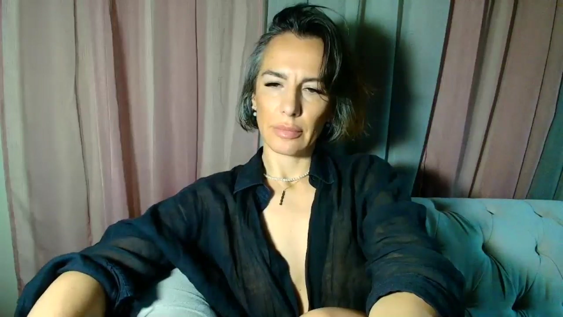 Gallery image thumbnail from Aarte_miss's myfreecams stream on, 01/11/2025, 24:59 image 7 of 20
