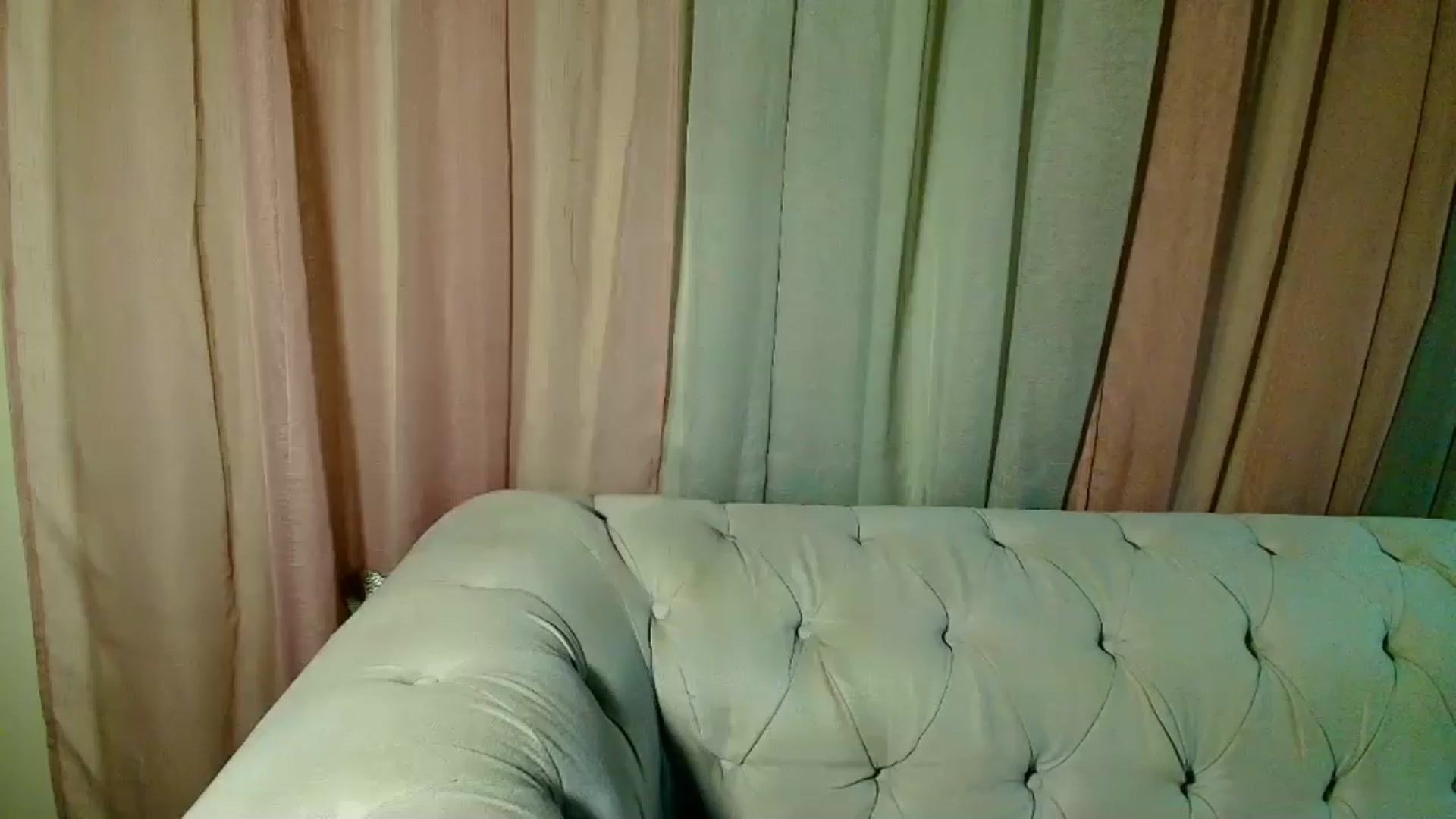 Gallery image thumbnail from Aarte_miss's myfreecams stream on, 01/11/2025, 24:59 image 12 of 20