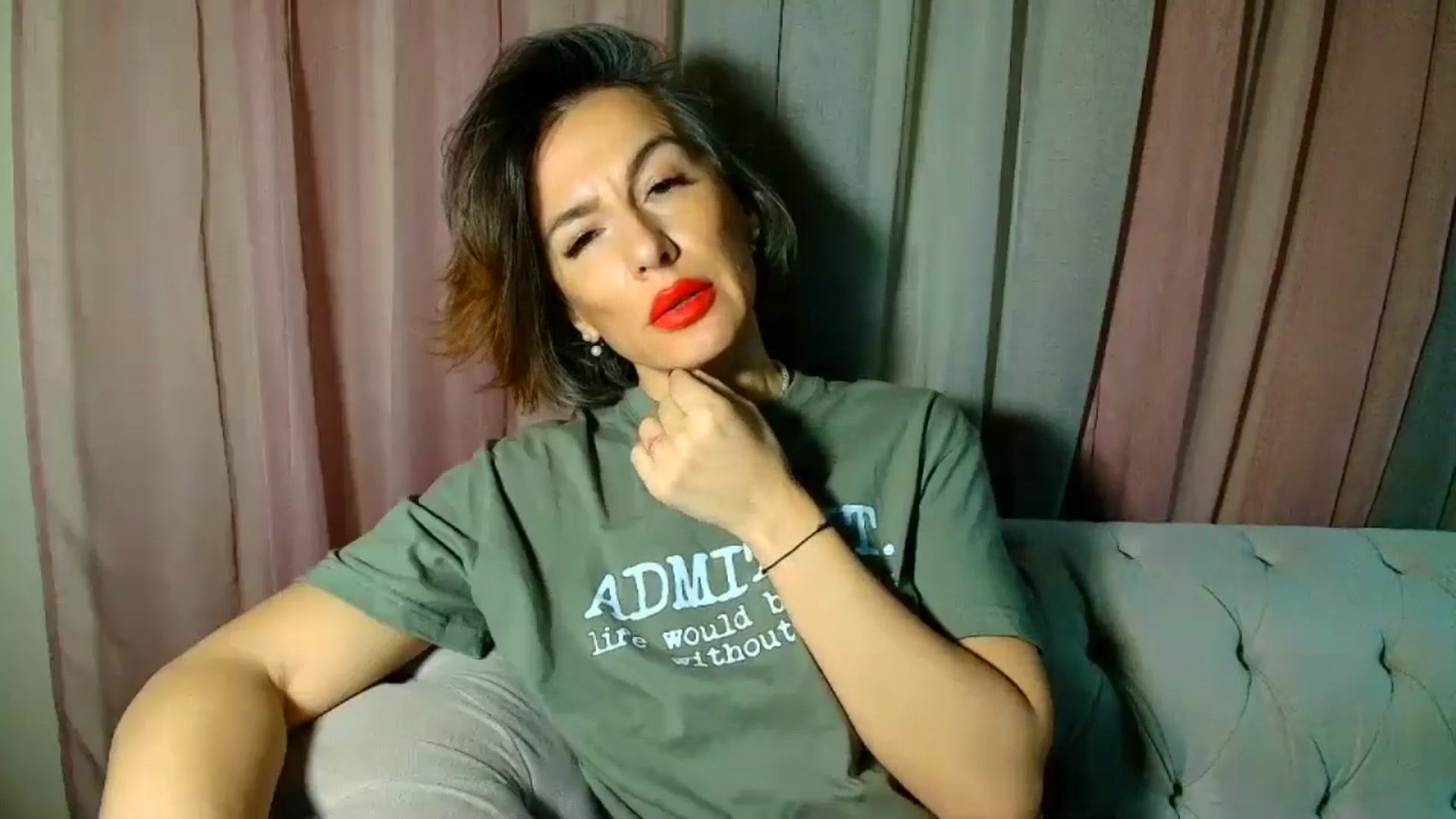 Gallery image thumbnail from Aarte_miss's myfreecams stream on, 01/12/2025, 04:39 image 5 of 20