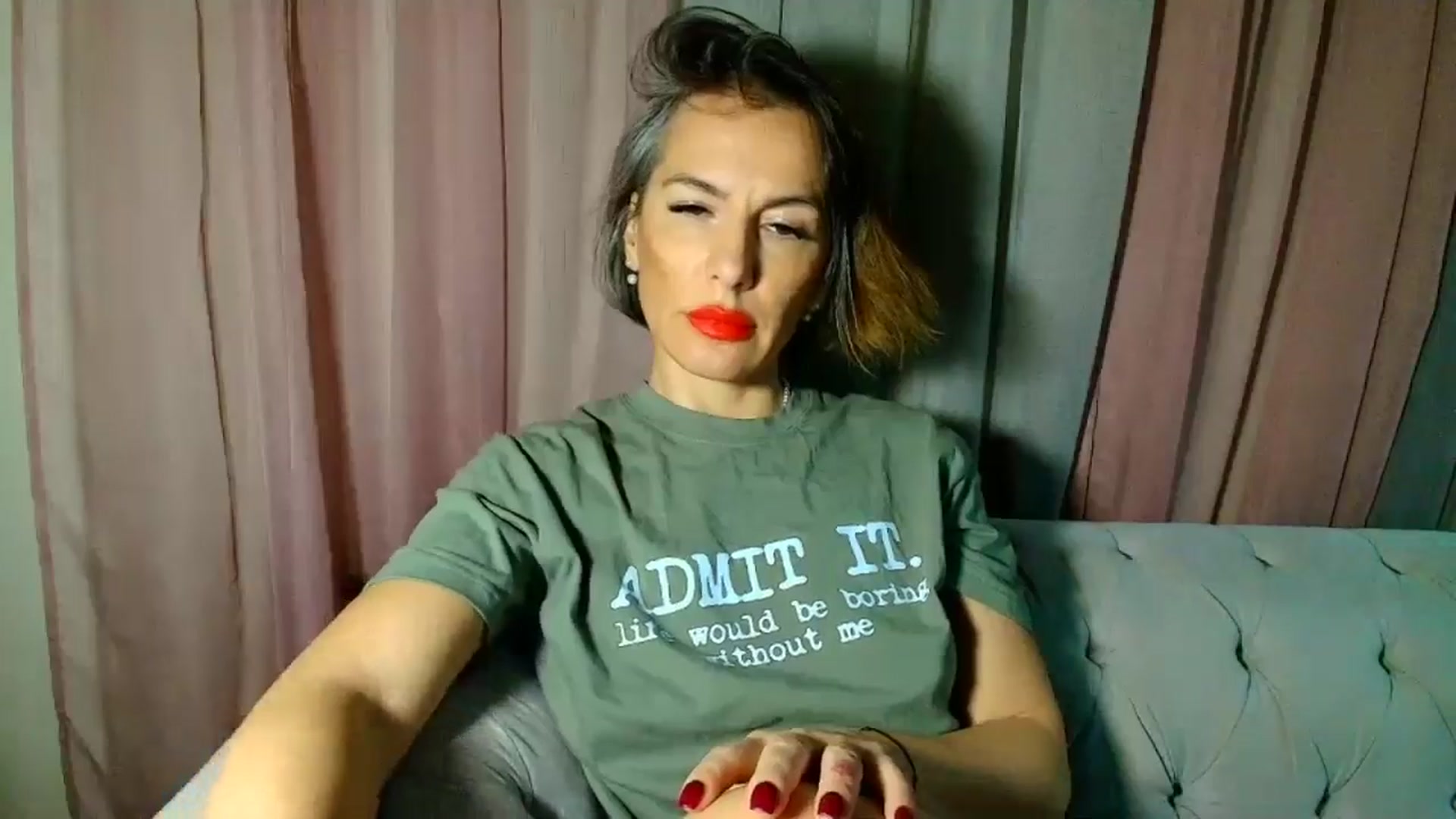 Gallery image thumbnail from Aarte_miss's myfreecams stream on, 01/12/2025, 04:39 image 6 of 20