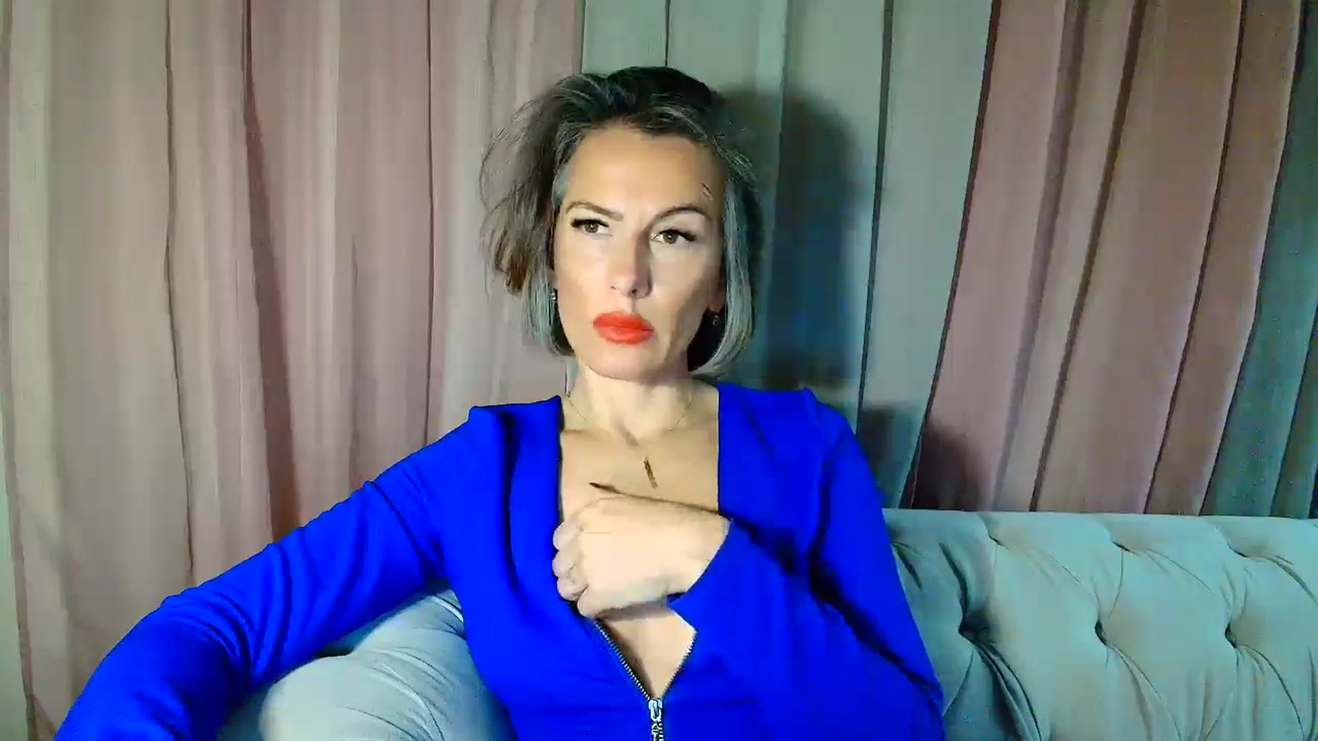 Gallery image thumbnail from Aarte_miss's myfreecams stream on, 02/23/2025, 03:34 image 7 of 20