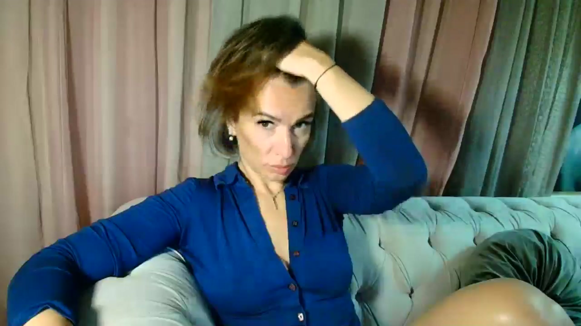 Gallery image thumbnail from Aarte_miss's myfreecams stream on, 03/02/2025, 22:44 image 6 of 20
