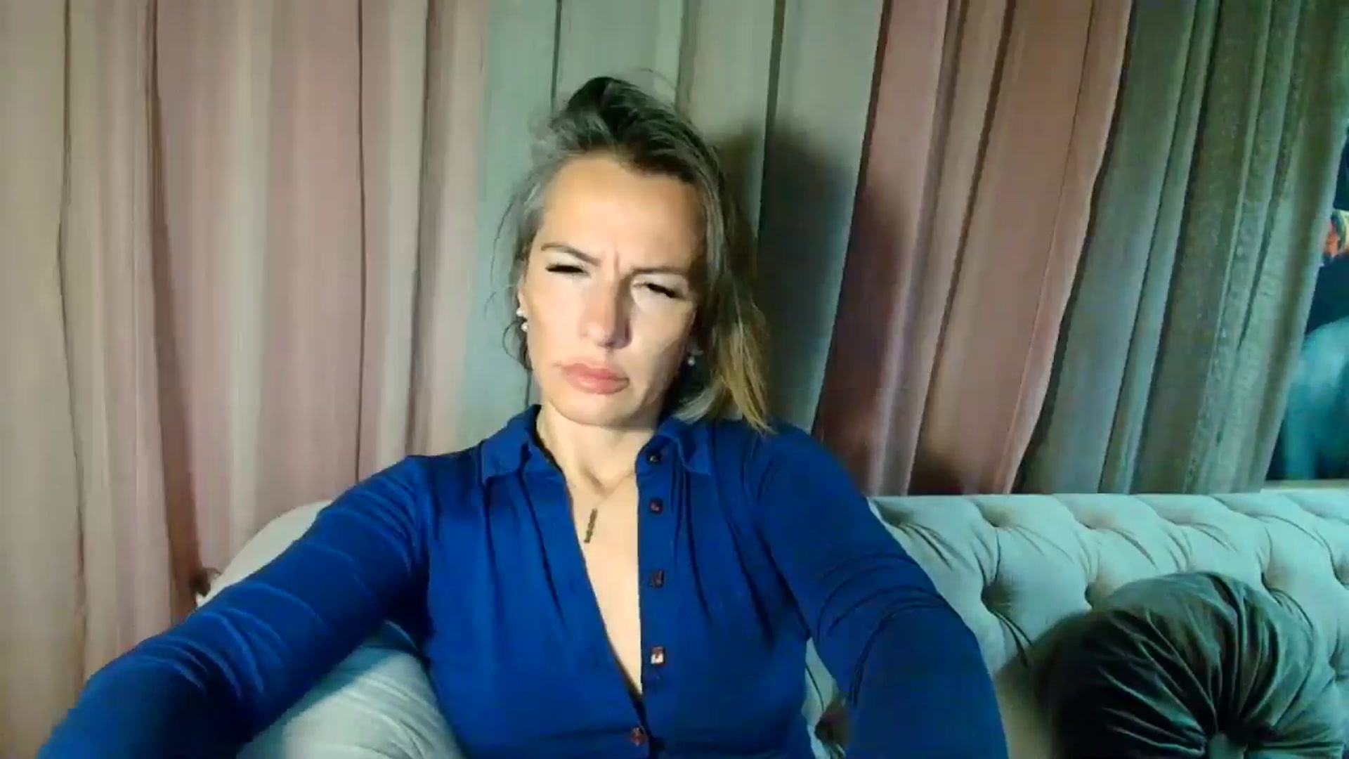 Gallery image thumbnail from Aarte_miss's myfreecams stream on, 03/02/2025, 23:33 image 19 of 20