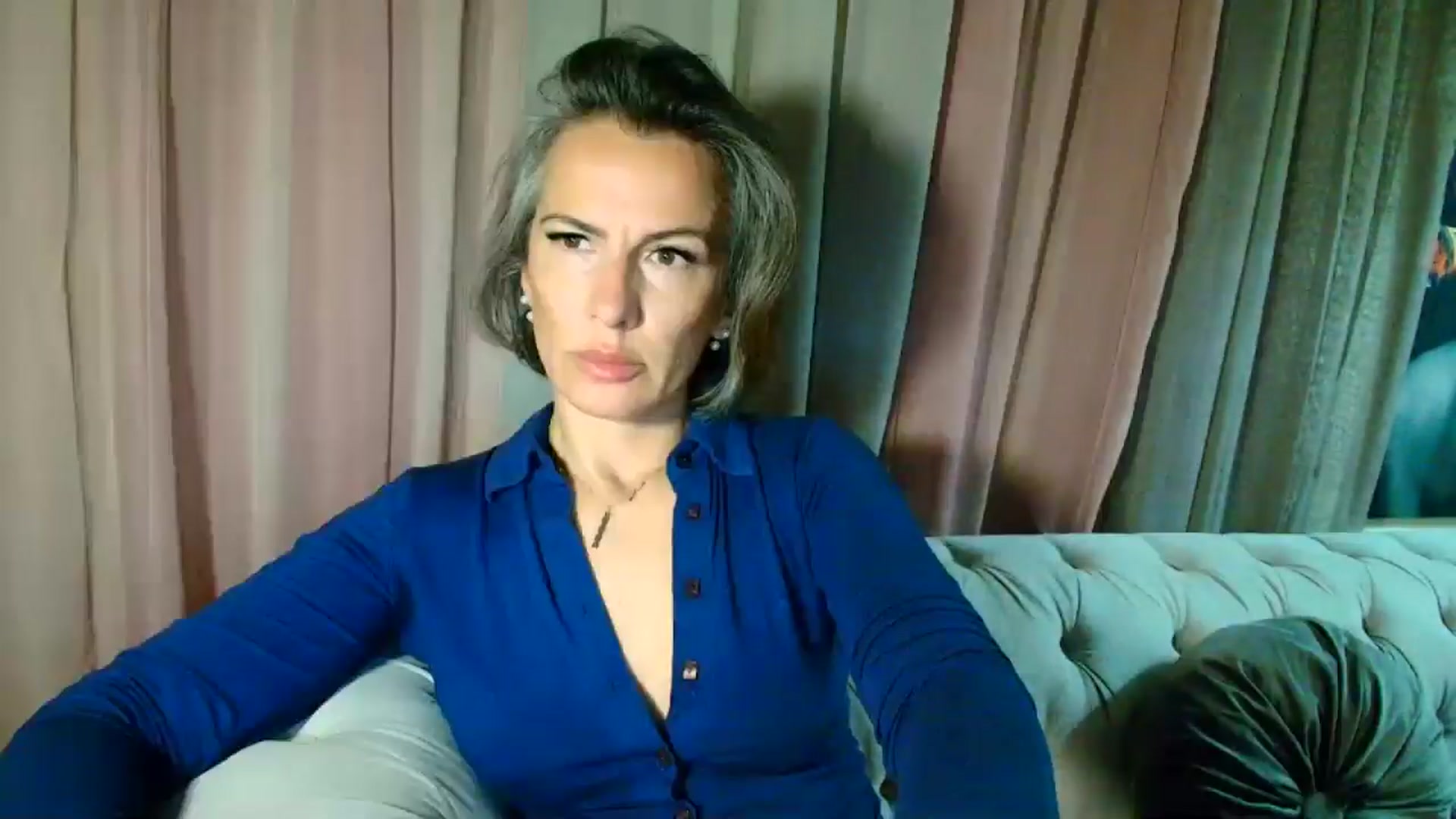 Gallery image thumbnail from Aarte_miss's myfreecams stream on, 03/02/2025, 23:33 image 12 of 20