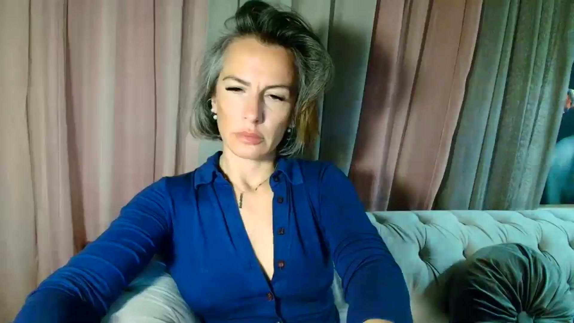 Gallery image thumbnail from Aarte_miss's myfreecams stream on, 03/02/2025, 23:33 image 9 of 20