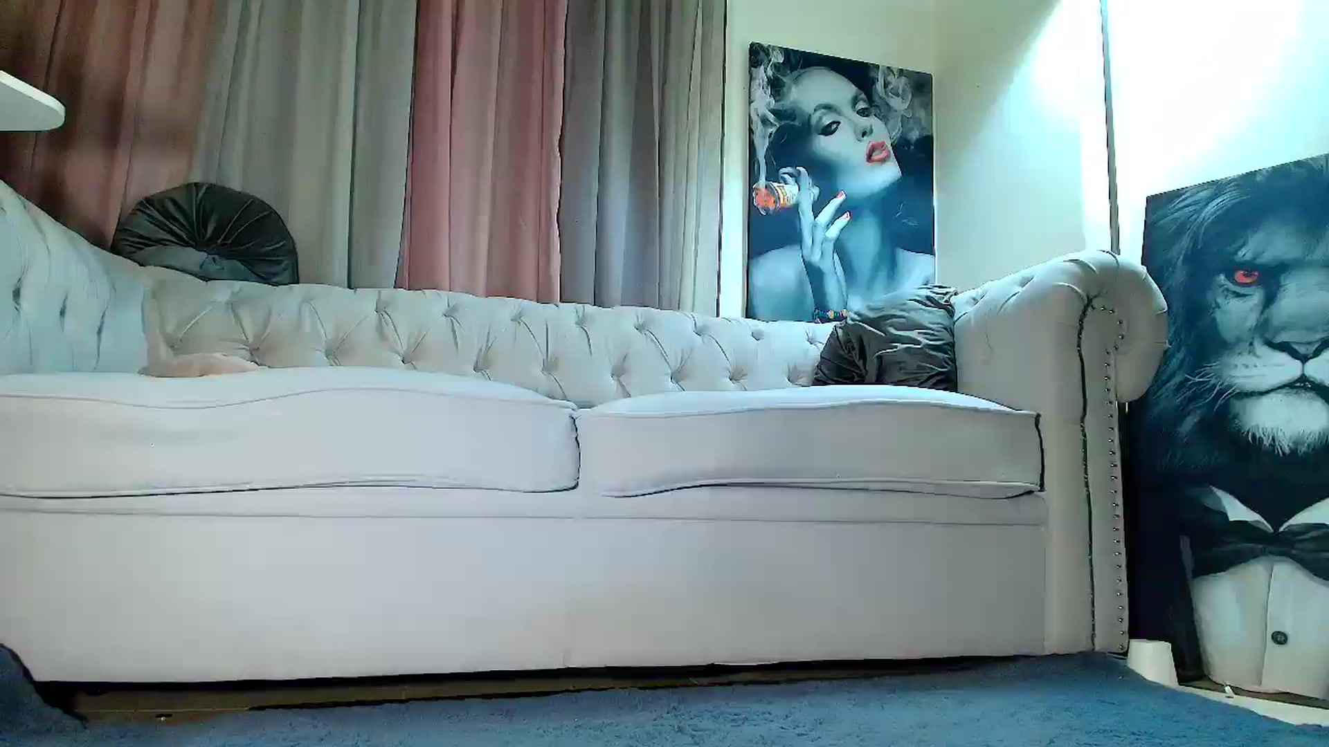Gallery image thumbnail from Aarte_miss's myfreecams stream on, 03/15/2025, 24:48 image 16 of 20