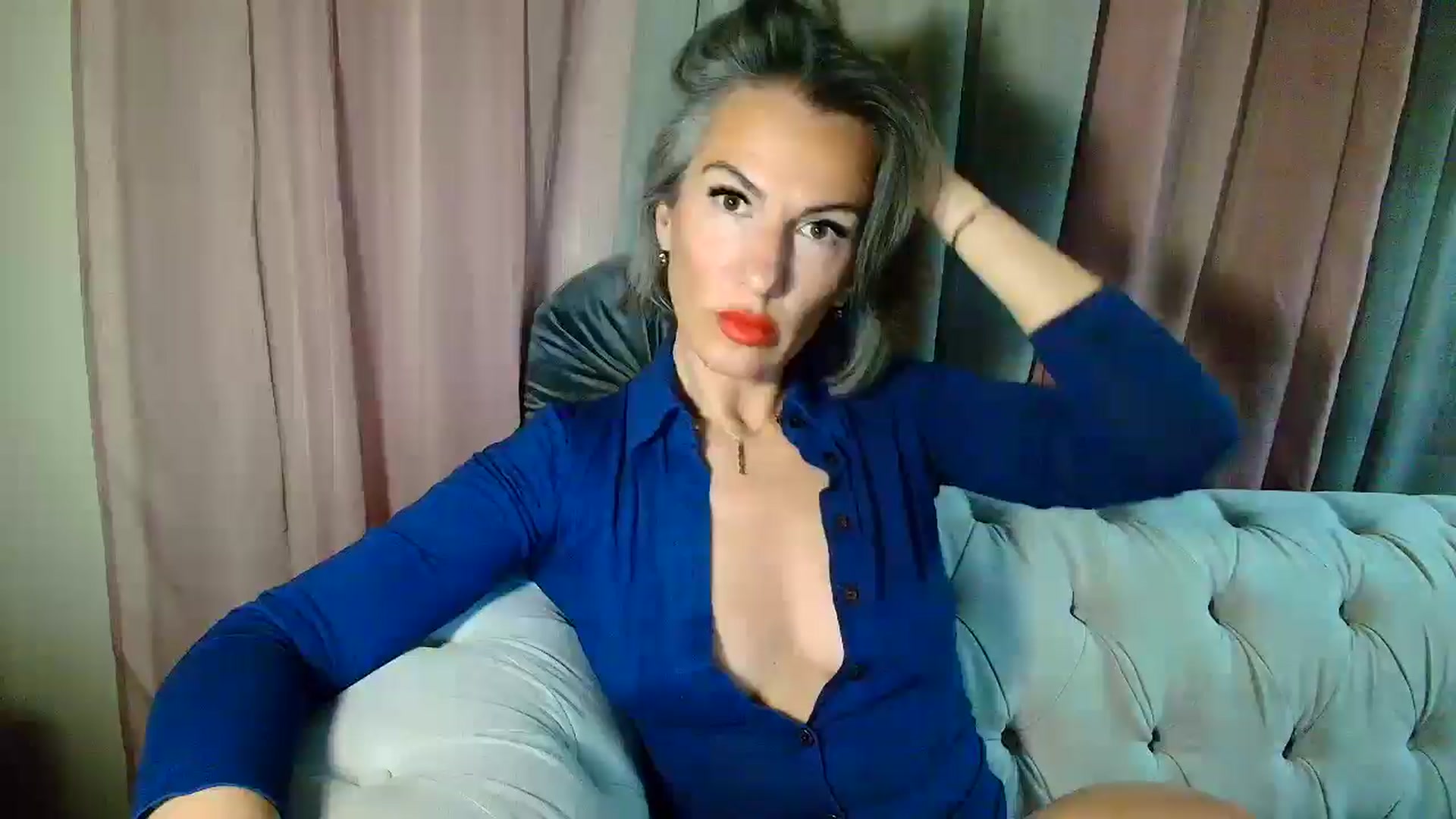 Gallery image thumbnail from Aarte_miss's myfreecams stream on, 03/16/2025, 22:27 image 3 of 20