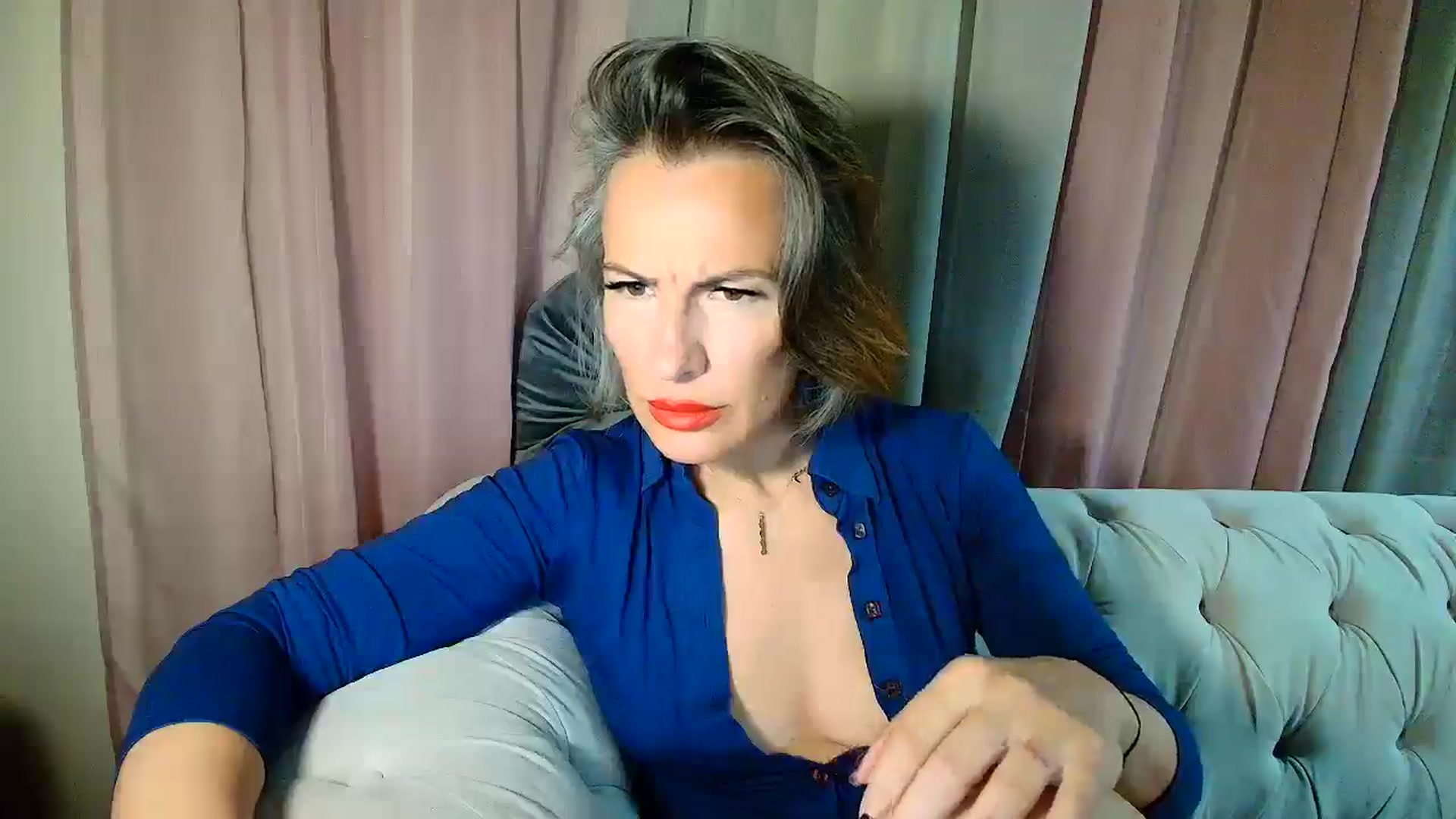 Gallery image thumbnail from Aarte_miss's myfreecams stream on, 03/16/2025, 22:27 image 10 of 20