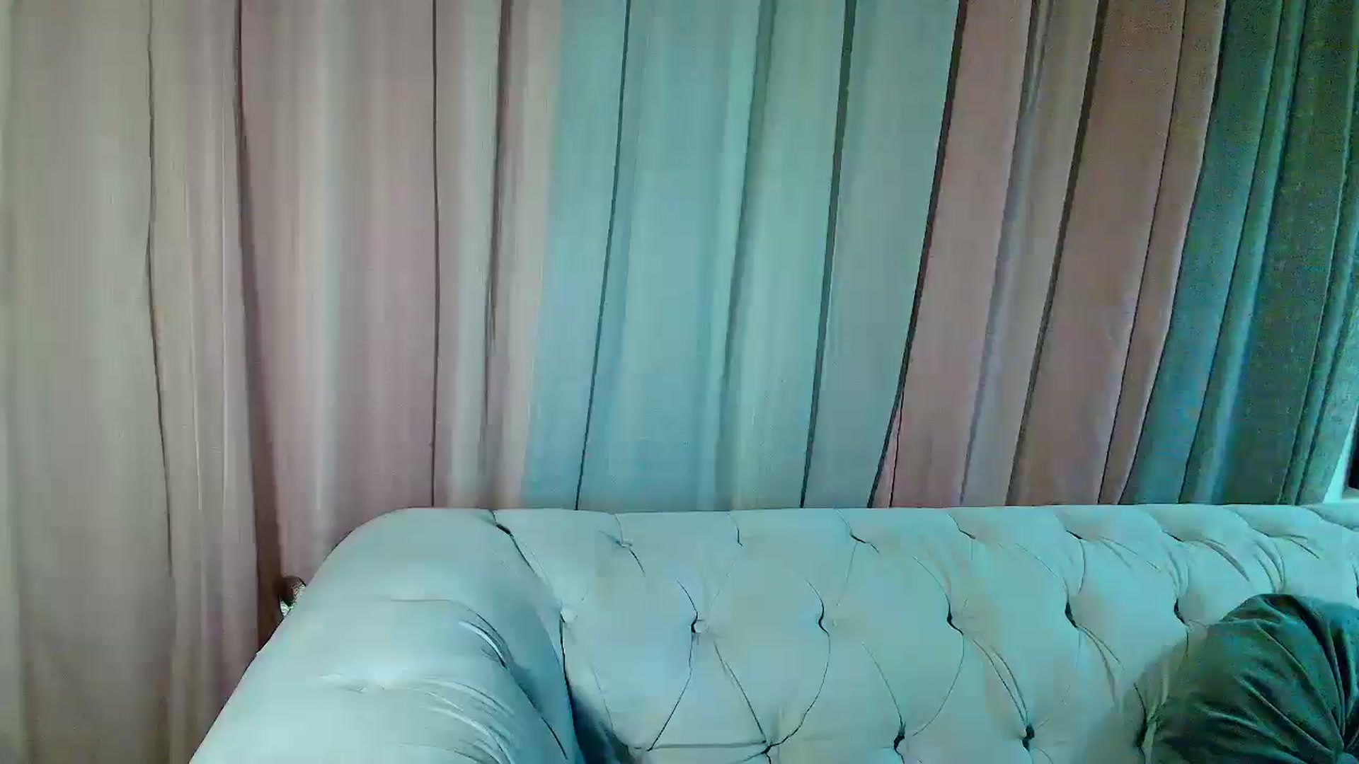 Gallery image thumbnail from Aarte_miss's myfreecams stream on, 03/20/2025, 24:02 image 9 of 20