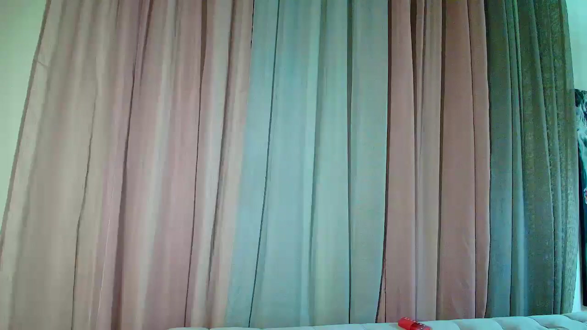 Gallery image thumbnail from Aarte_miss's myfreecams stream on, 03/20/2025, 03:07 image 9 of 20