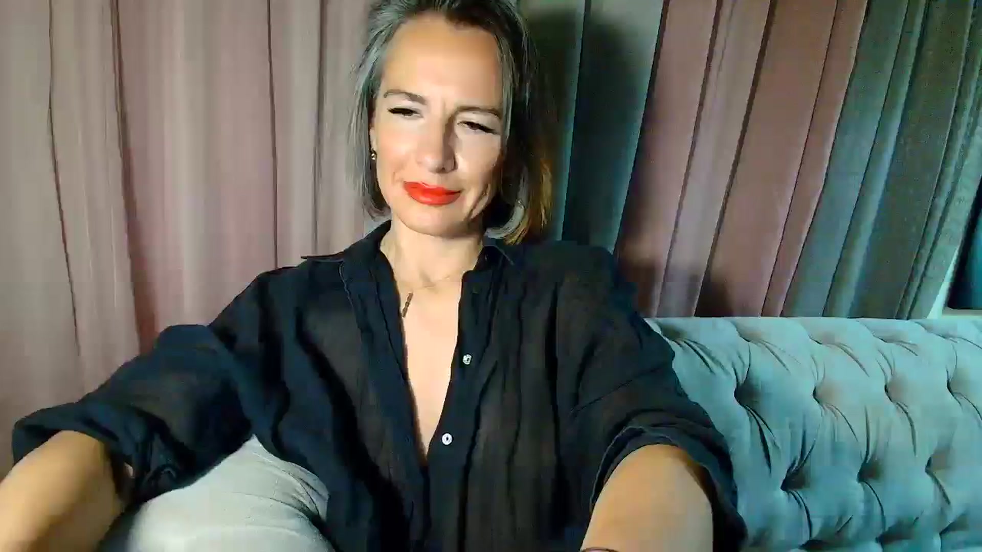 Gallery image thumbnail from Aarte_miss's myfreecams stream on, 03/23/2025, 05:07 image 4 of 20