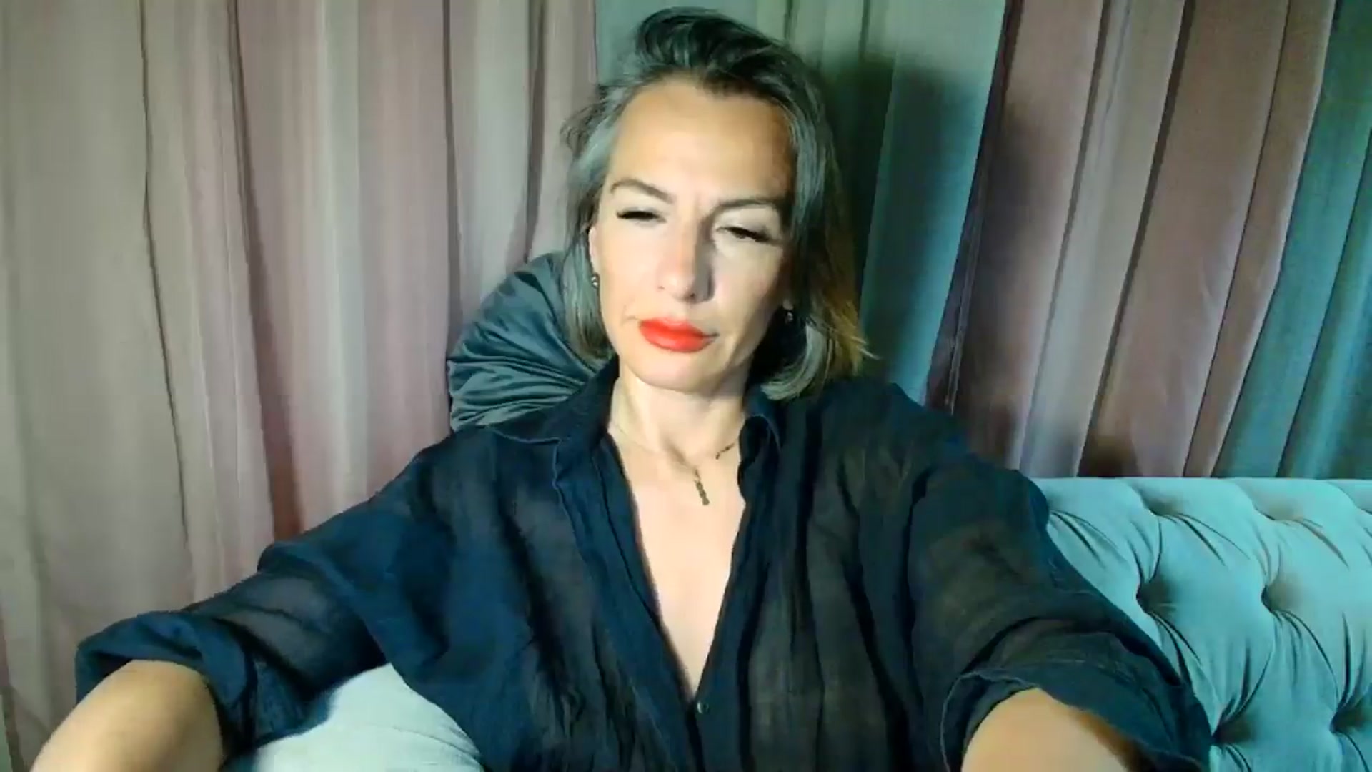 Gallery image thumbnail from Aarte_miss's myfreecams stream on, 03/27/2025, 02:53 image 2 of 20
