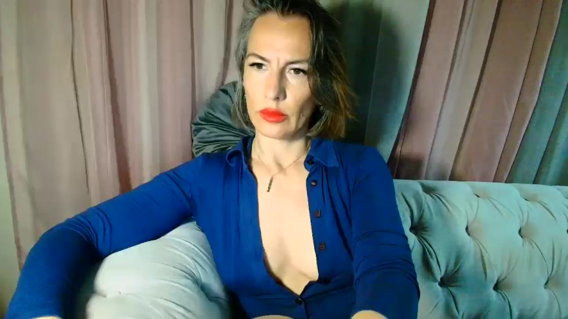 Gallery image thumbnail from Aarte_miss's myfreecams stream on, 03/28/2025, 05:09 image 2 of 20