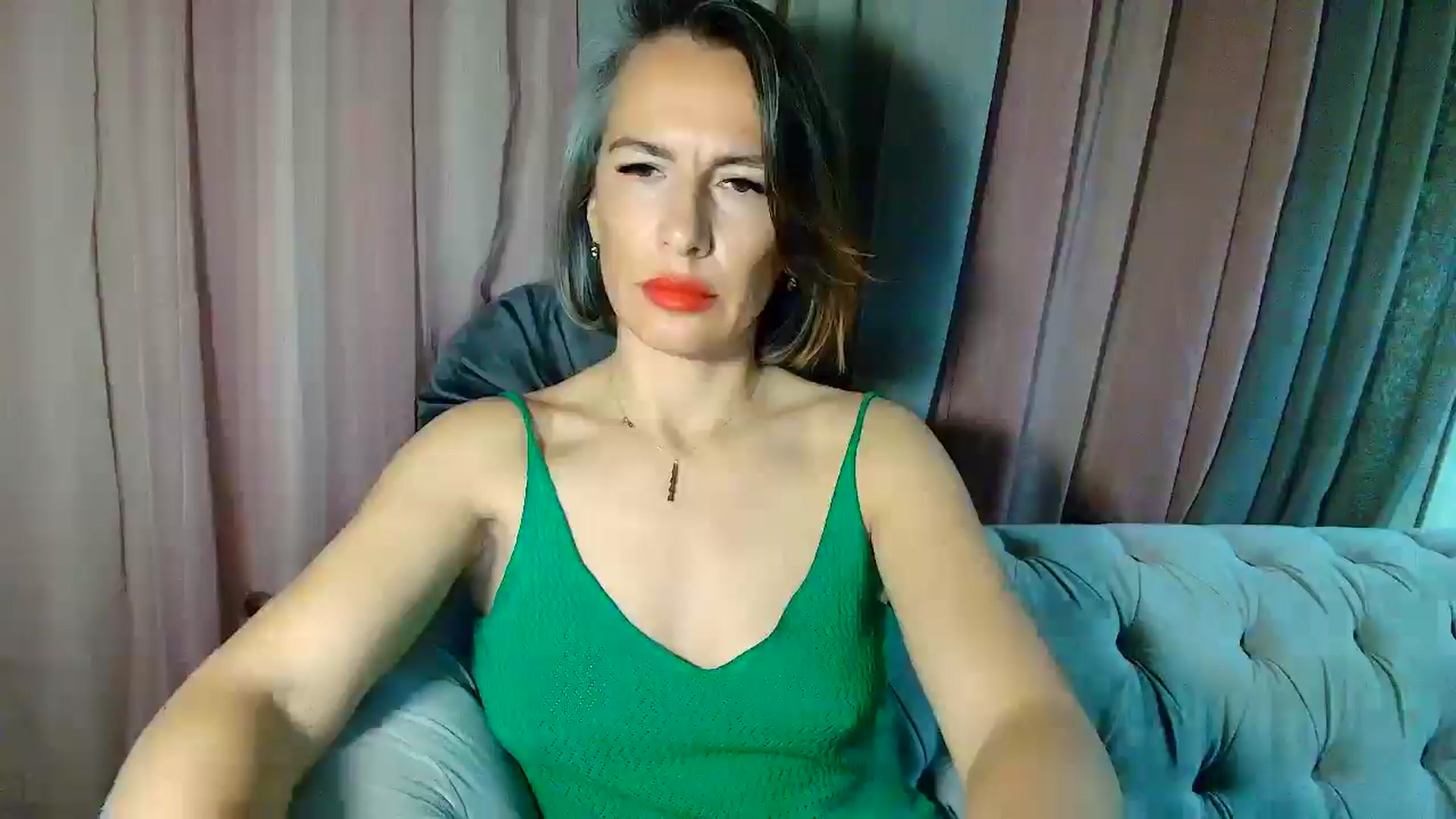 Gallery image thumbnail from Aarte_miss's myfreecams stream on, 03/29/2025, 02:48 image 3 of 20