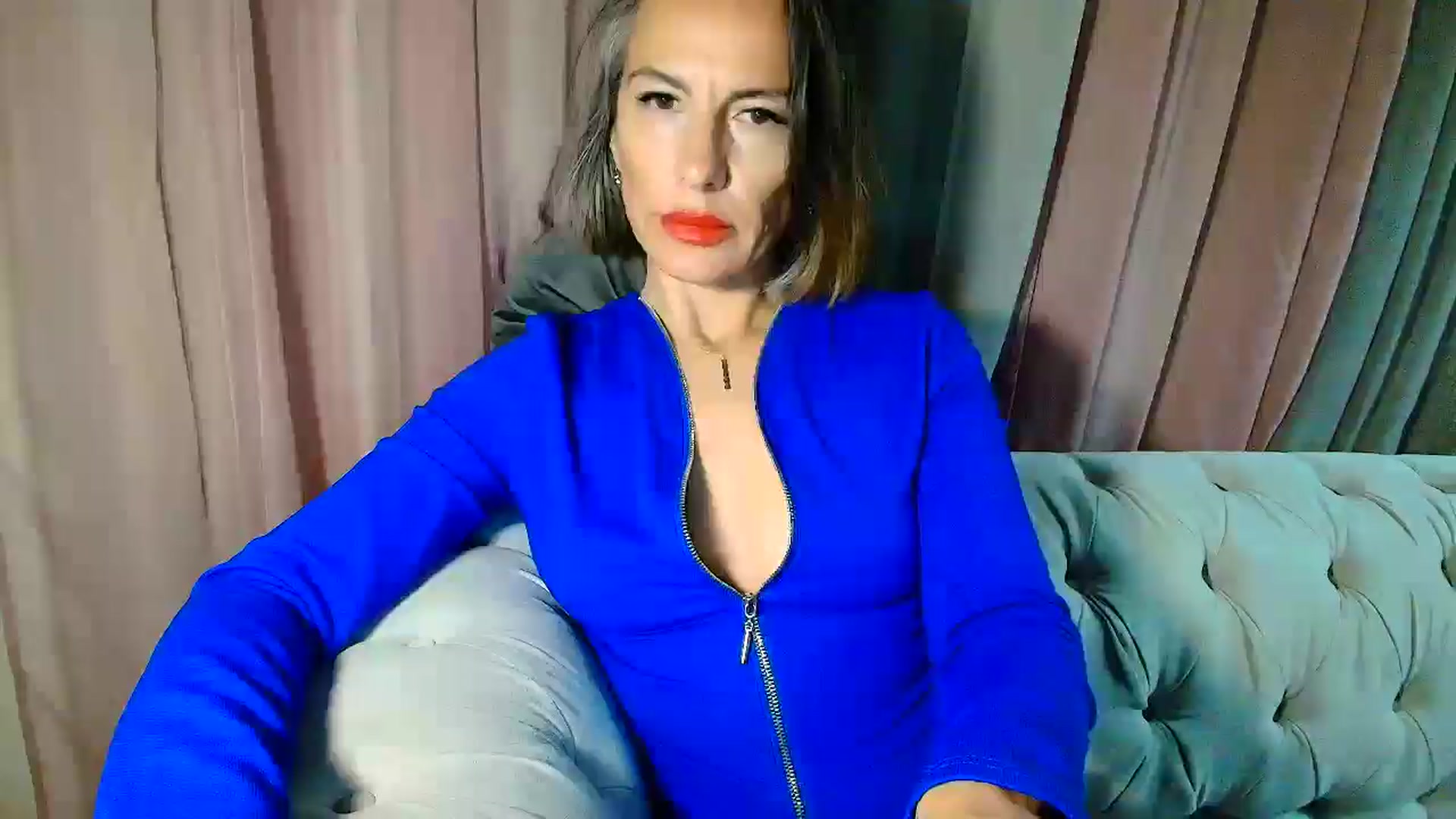 Gallery image thumbnail from Aarte_miss's myfreecams stream on, 03/31/2025, 24:32 image 1 of 20