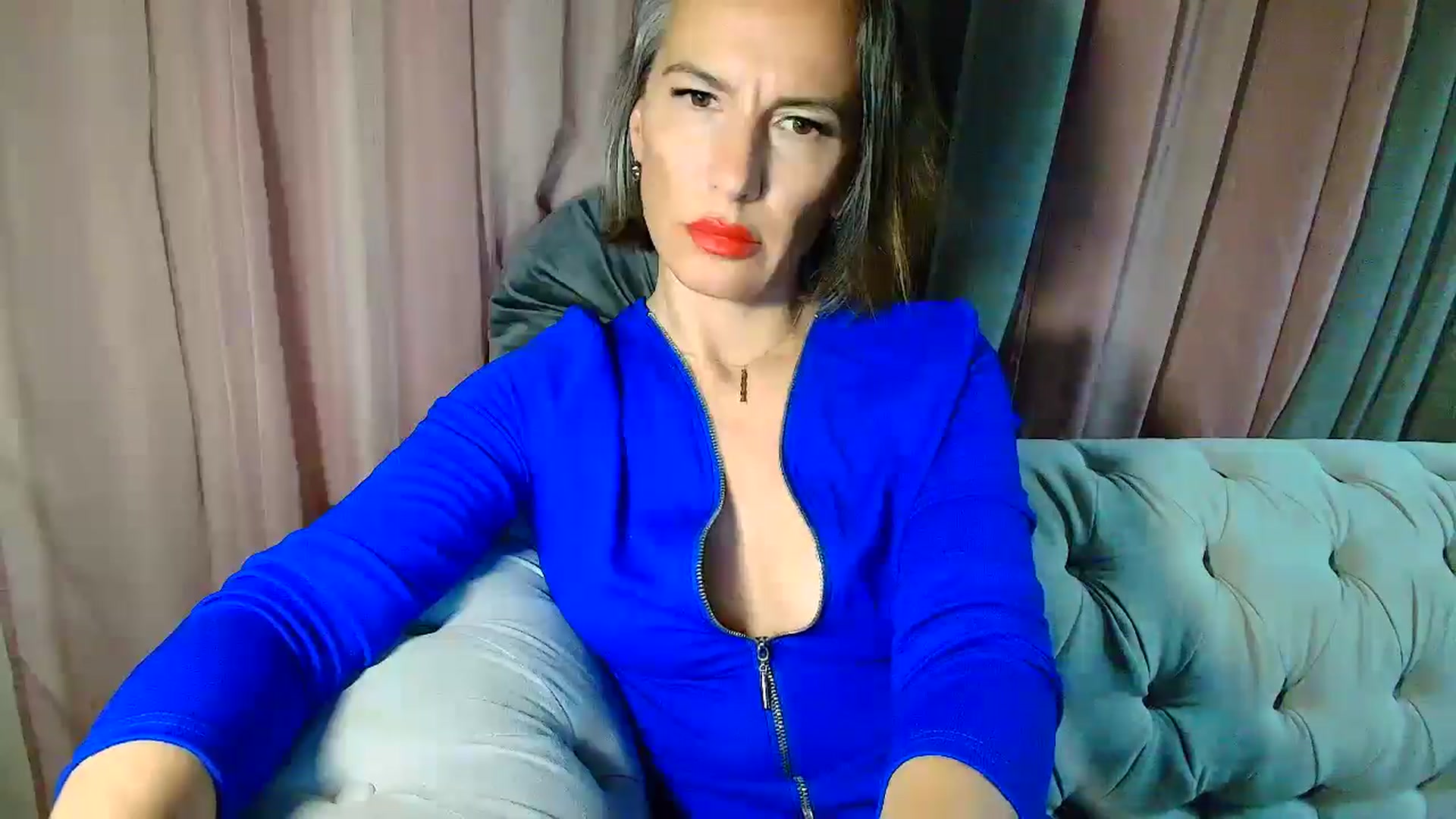 Gallery image thumbnail from Aarte_miss's myfreecams stream on, 03/31/2025, 02:24 image 10 of 20