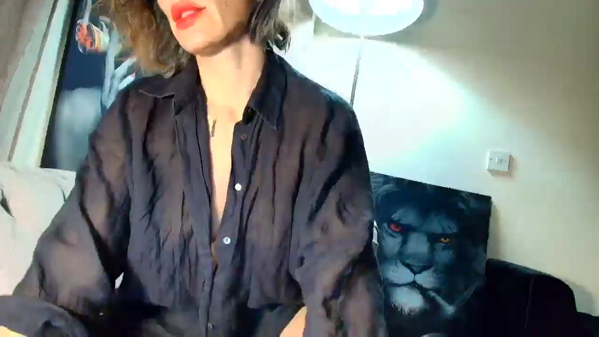 Gallery image thumbnail from Aarte_miss's myfreecams stream on, 04/01/2025, 24:10 image 17 of 20