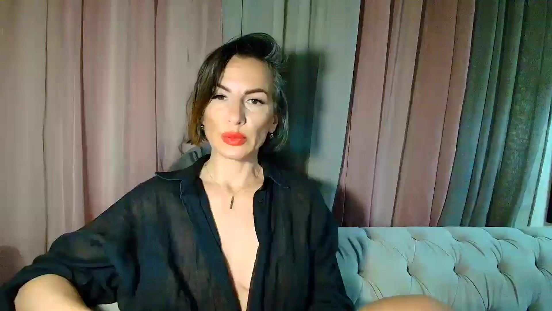 Gallery image thumbnail from Aarte_miss's myfreecams stream on, 04/04/2025, 24:01 image 16 of 20