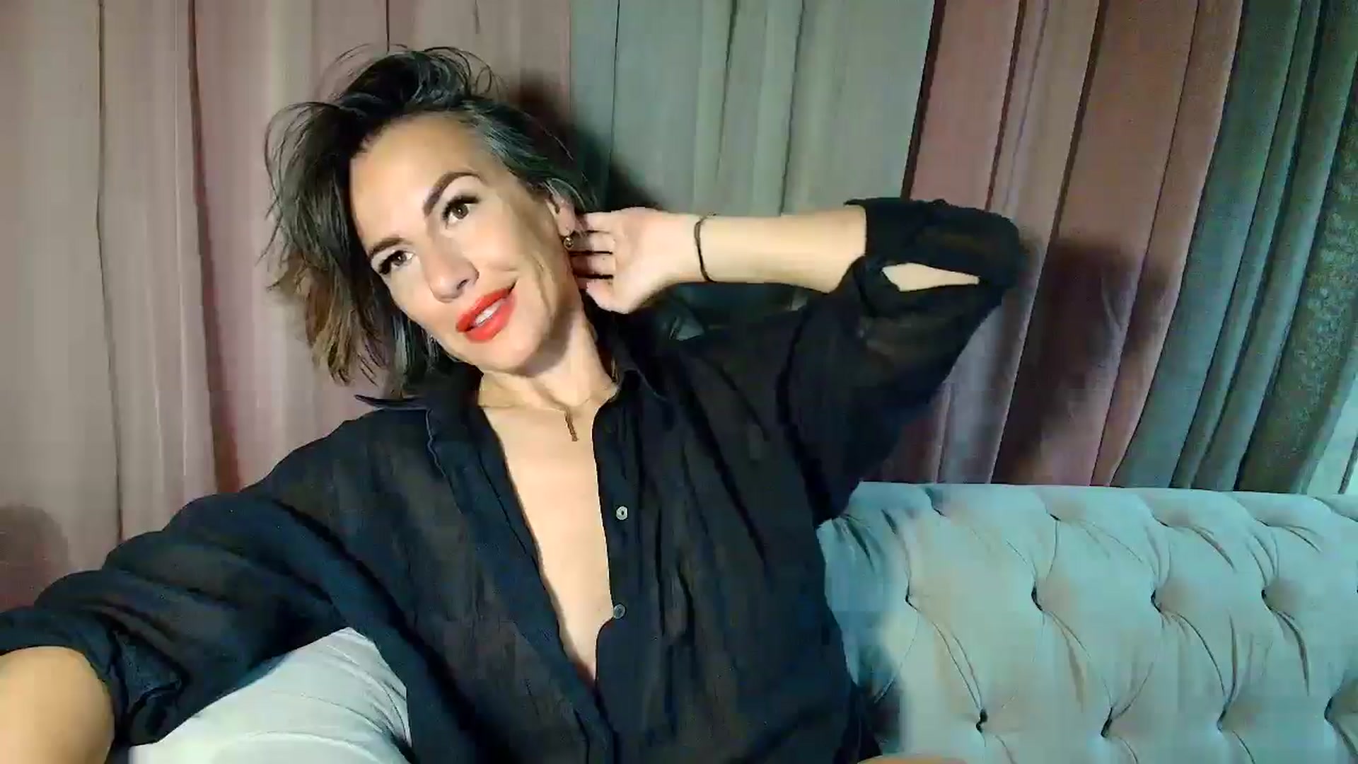 Gallery image thumbnail from Aarte_miss's myfreecams stream on, 04/04/2025, 24:01 image 20 of 20
