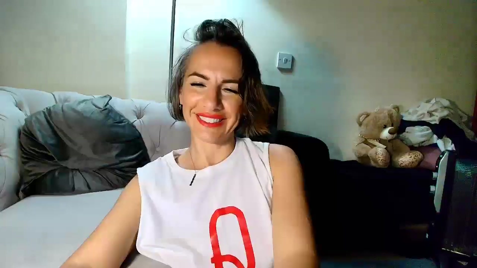Gallery image thumbnail from Aarte_miss's myfreecams stream on, 04/06/2025, 04:11 image 15 of 20