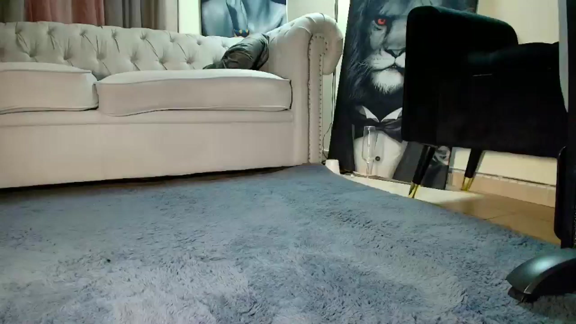 Gallery image thumbnail from Aarte_miss's myfreecams stream on, 04/11/2025, 24:02 image 17 of 20