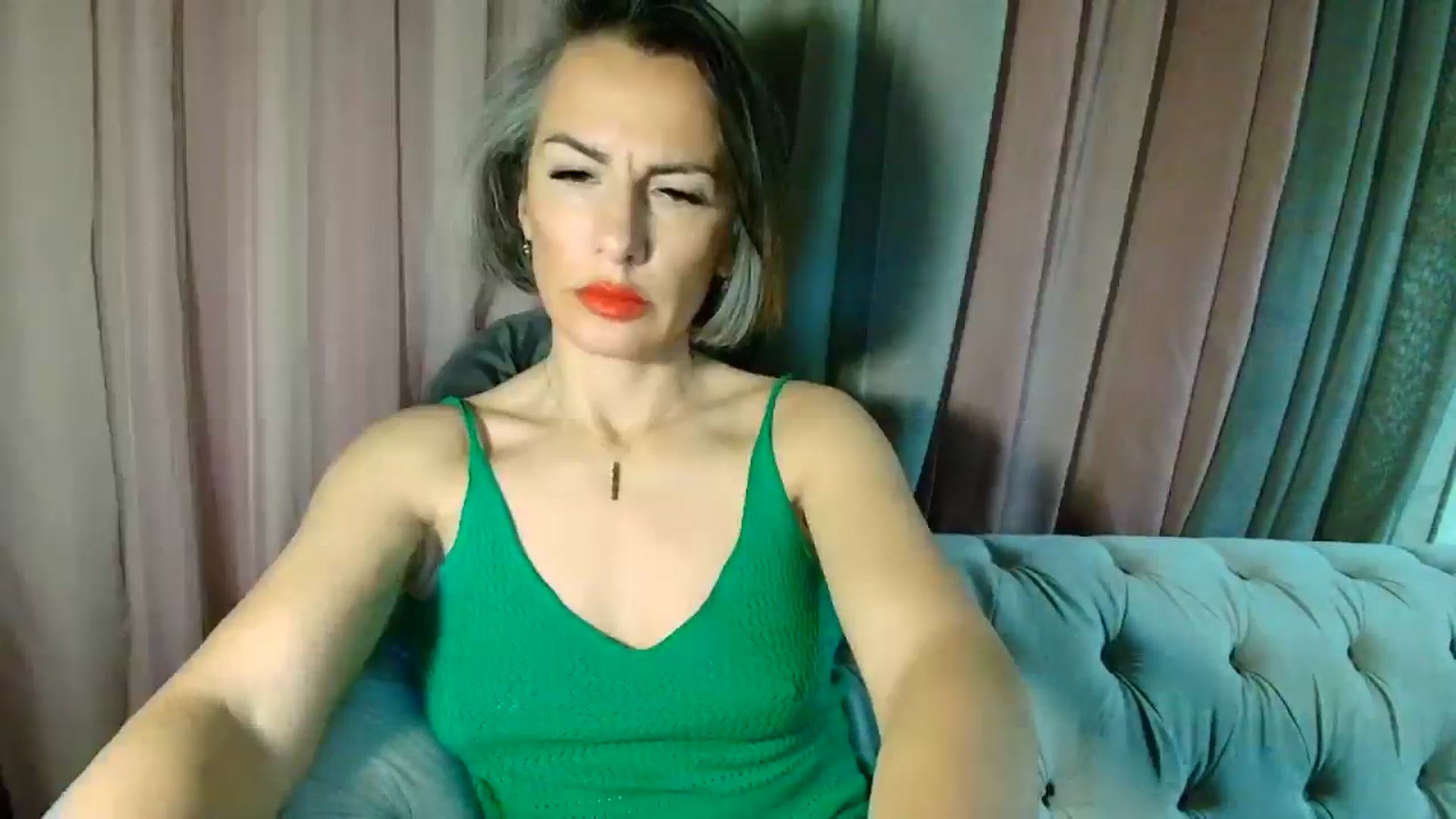 Gallery image thumbnail from Aarte_miss's myfreecams stream on, 04/13/2025, 24:36 image 14 of 20