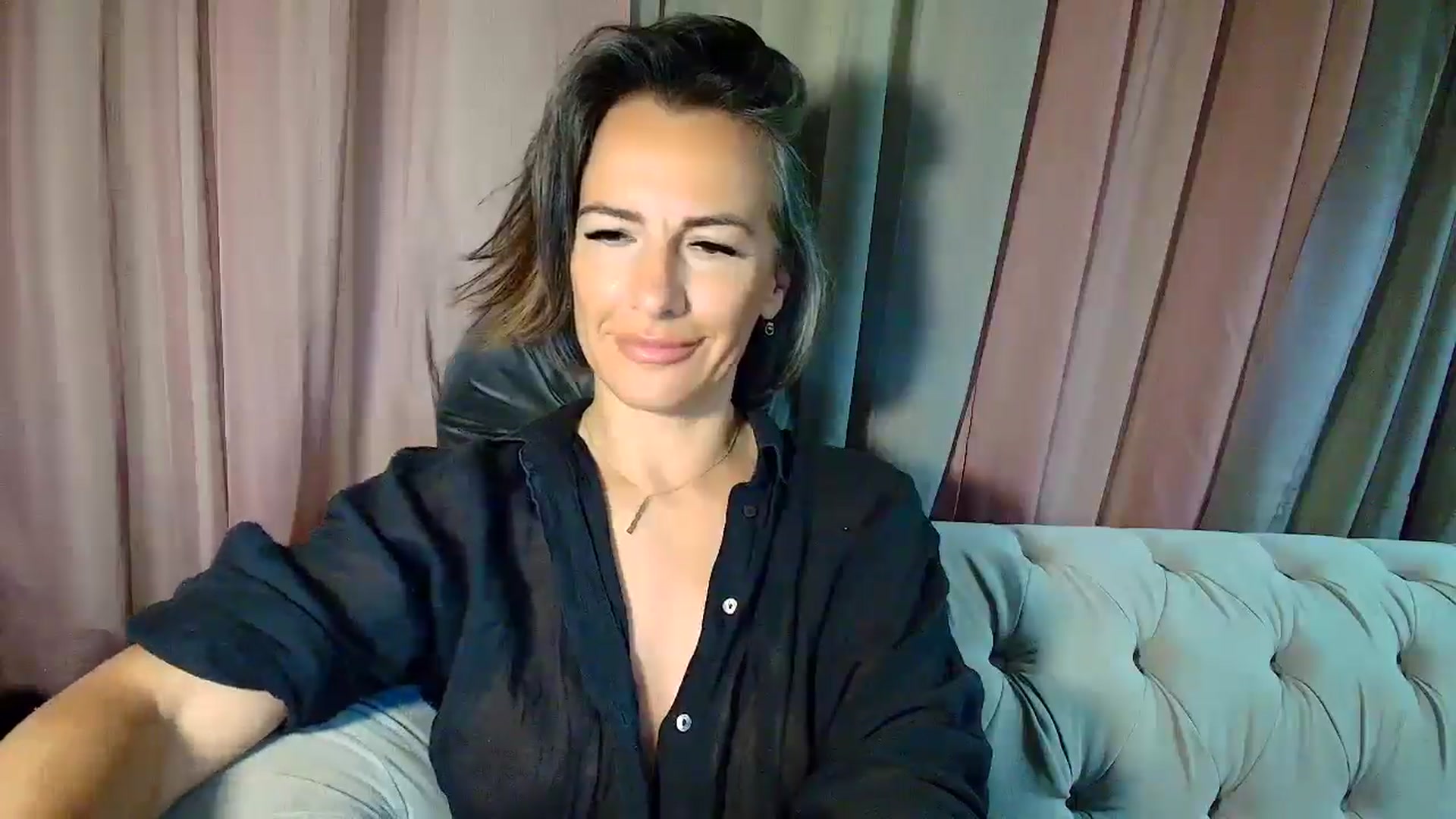 Gallery image thumbnail from Aarte_miss's myfreecams stream on, 05/29/2025, 02:56 image 20 of 20