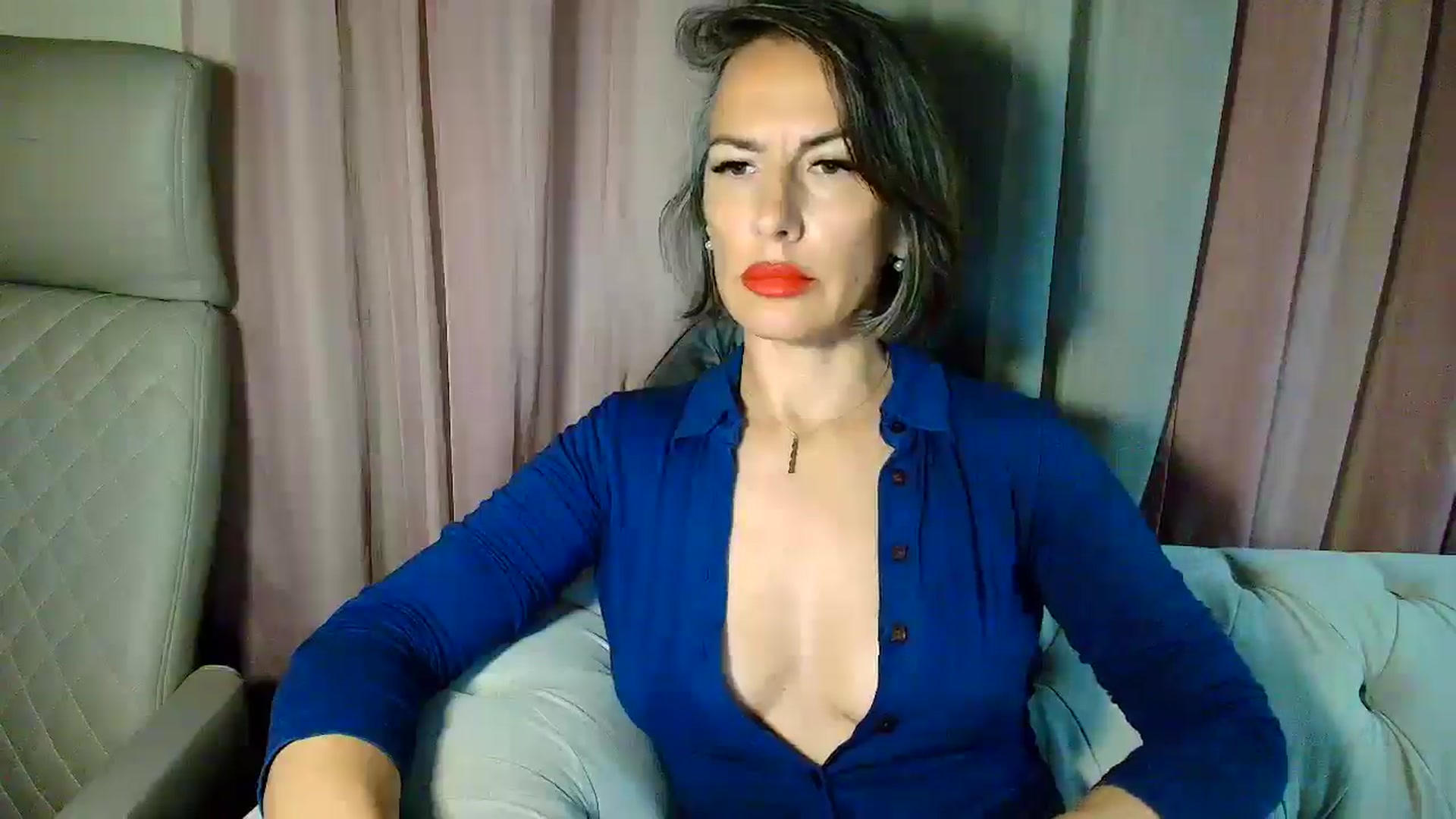 Gallery image thumbnail from Aarte_miss's myfreecams stream on, 06/01/2025, 01:20 image 18 of 20