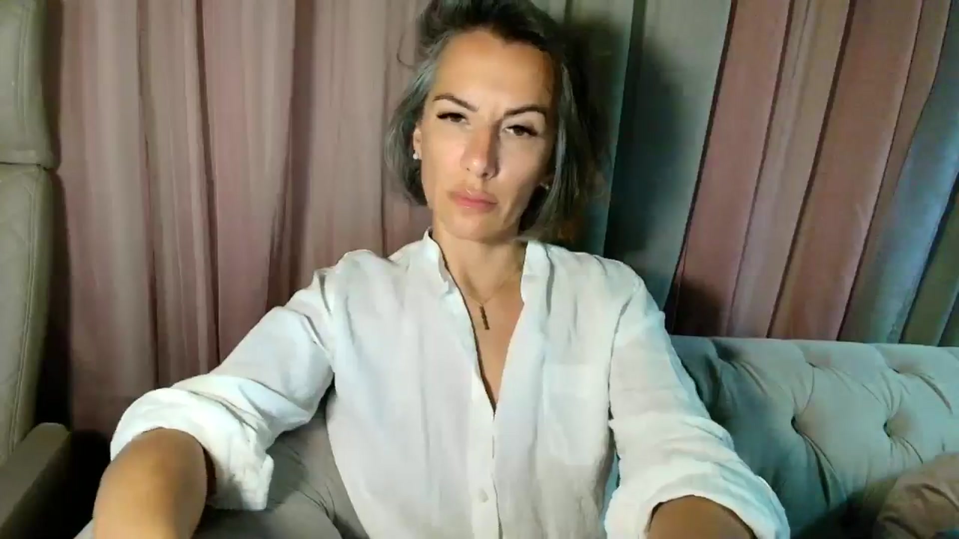 Gallery image thumbnail from Aarte_miss's myfreecams stream on, 06/01/2025, 22:30 image 2 of 20
