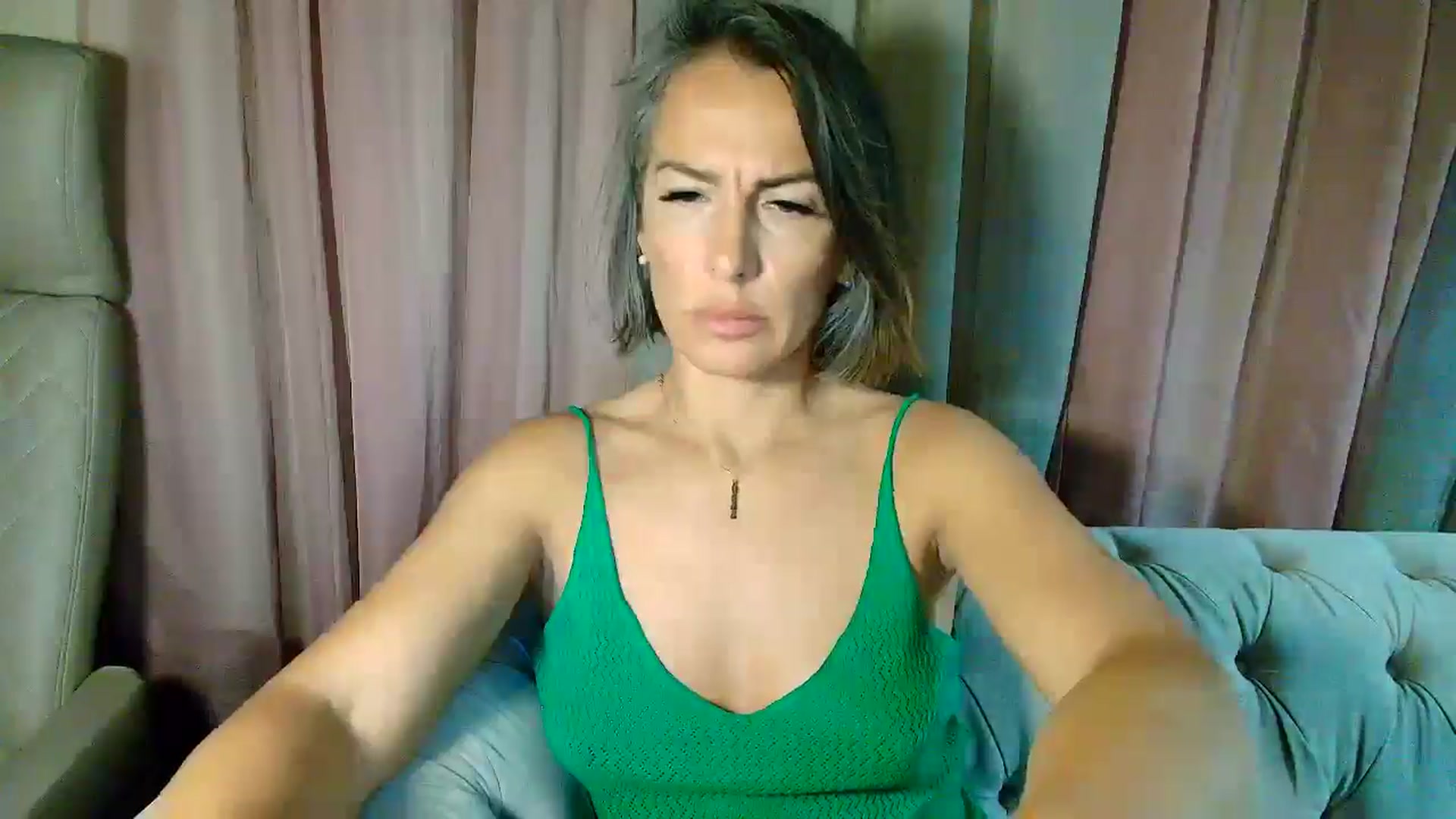 Gallery image thumbnail from Aarte_miss's myfreecams stream on, 06/16/2025, 24:04 image 8 of 20