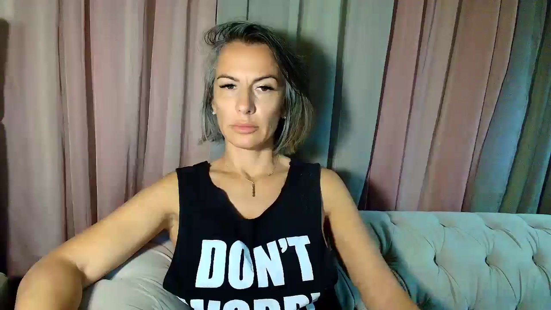 Gallery image thumbnail from Aarte_miss's myfreecams stream on, 06/27/2025, 04:00 image 8 of 20