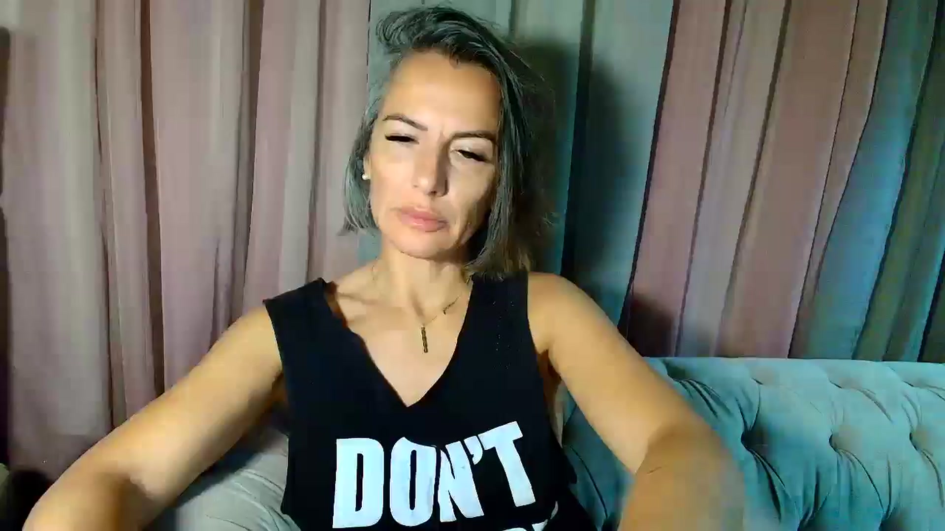 Gallery image thumbnail from Aarte_miss's myfreecams stream on, 06/27/2025, 04:00 image 5 of 20